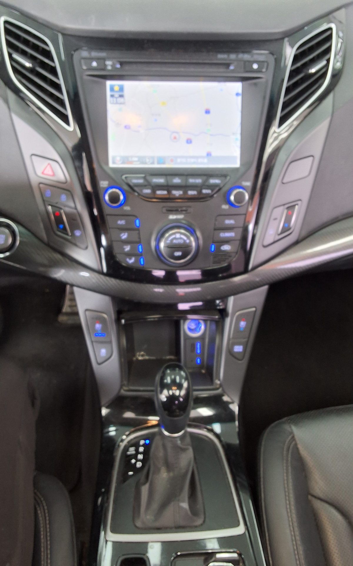 Hyundai i40 2015 - Image 16