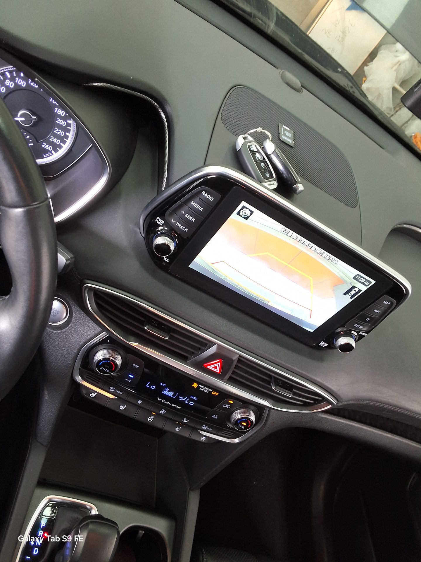 هيونداي سانتافي 2019 - صورة 18