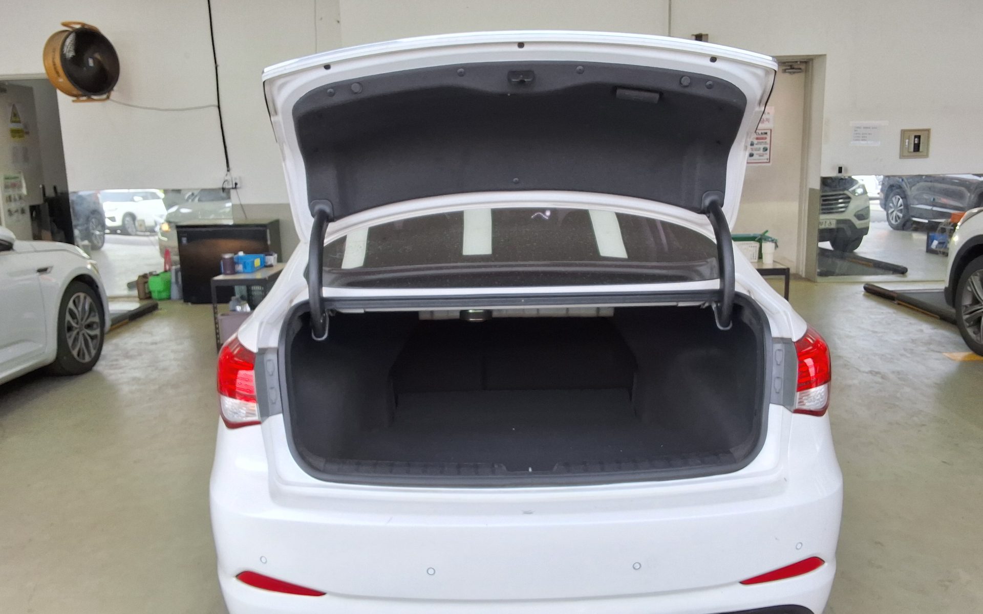 Hyundai i40 2015 - Image 14