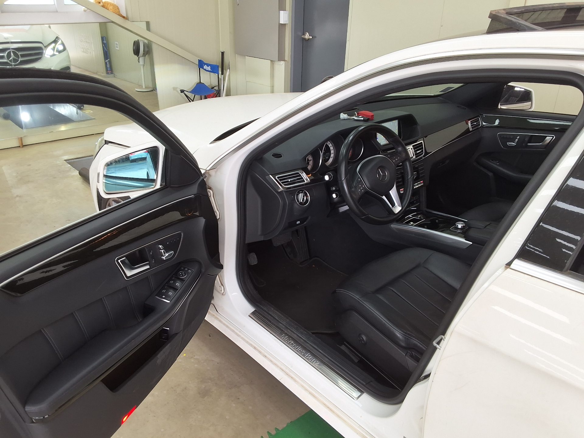 مرسيدس بنز إي كلاس 2014 - صورة 9