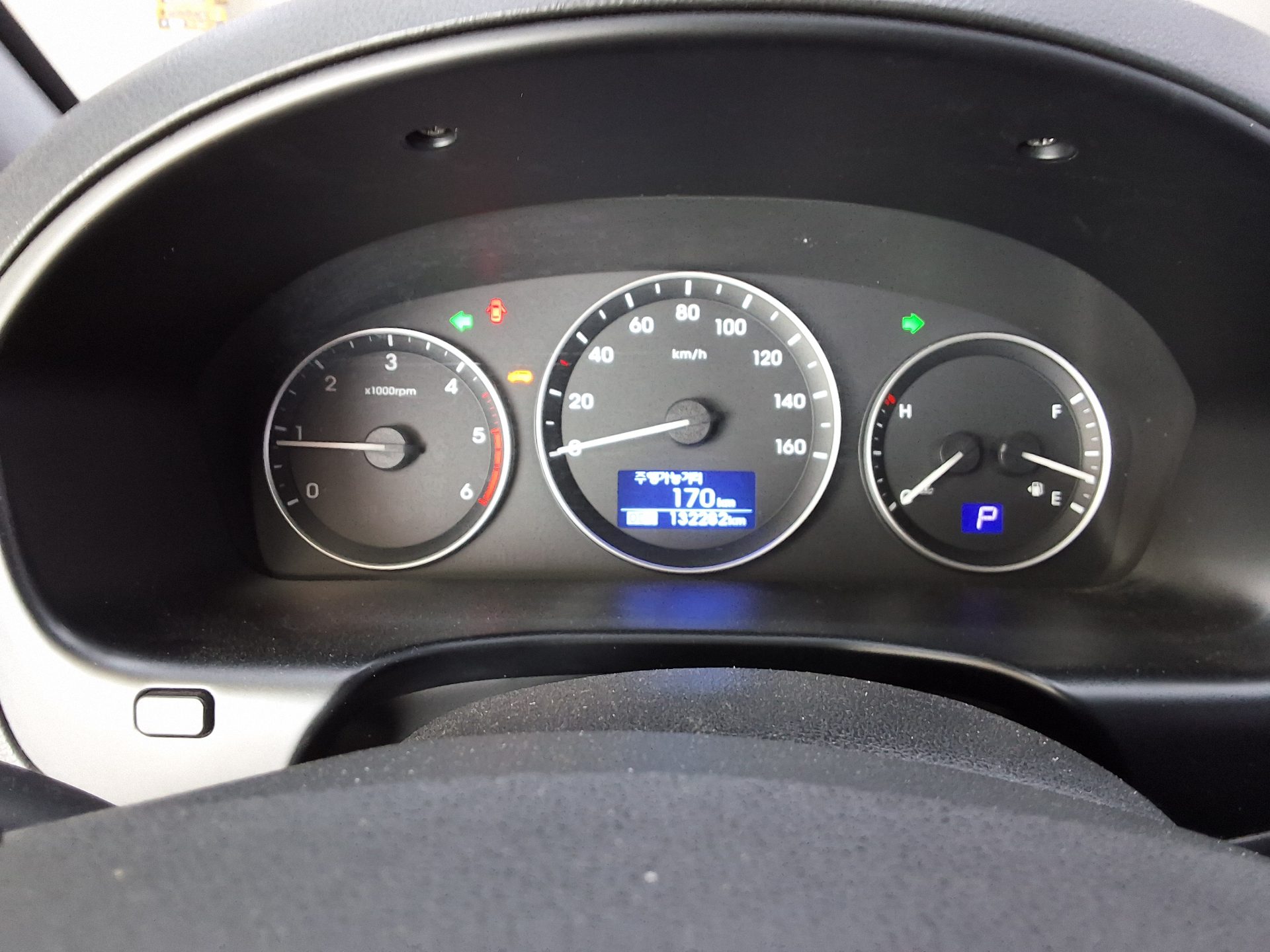 Hyundai Grand Starex 2019 - Image 8