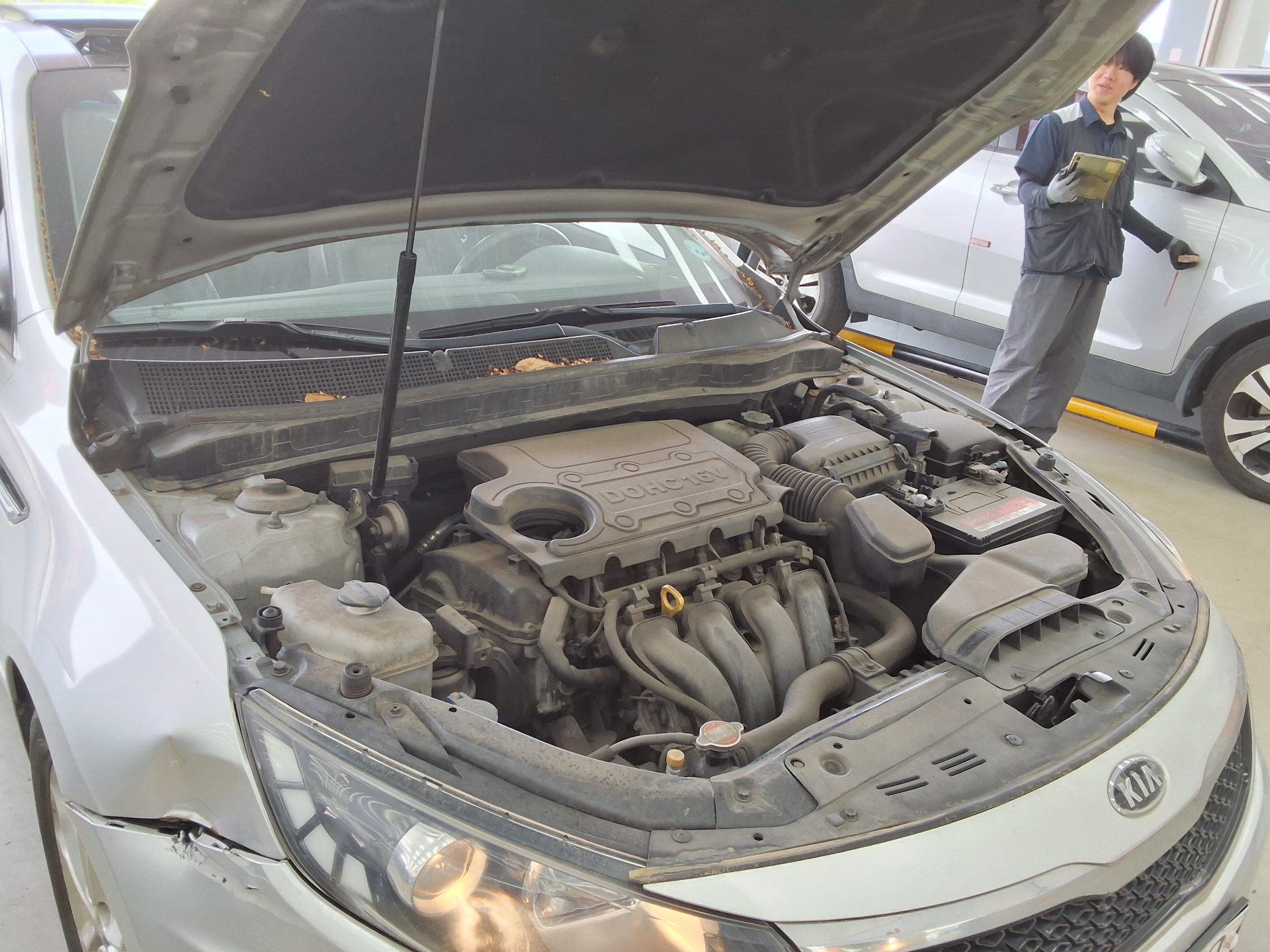 Kia K5 2011 - Image 16