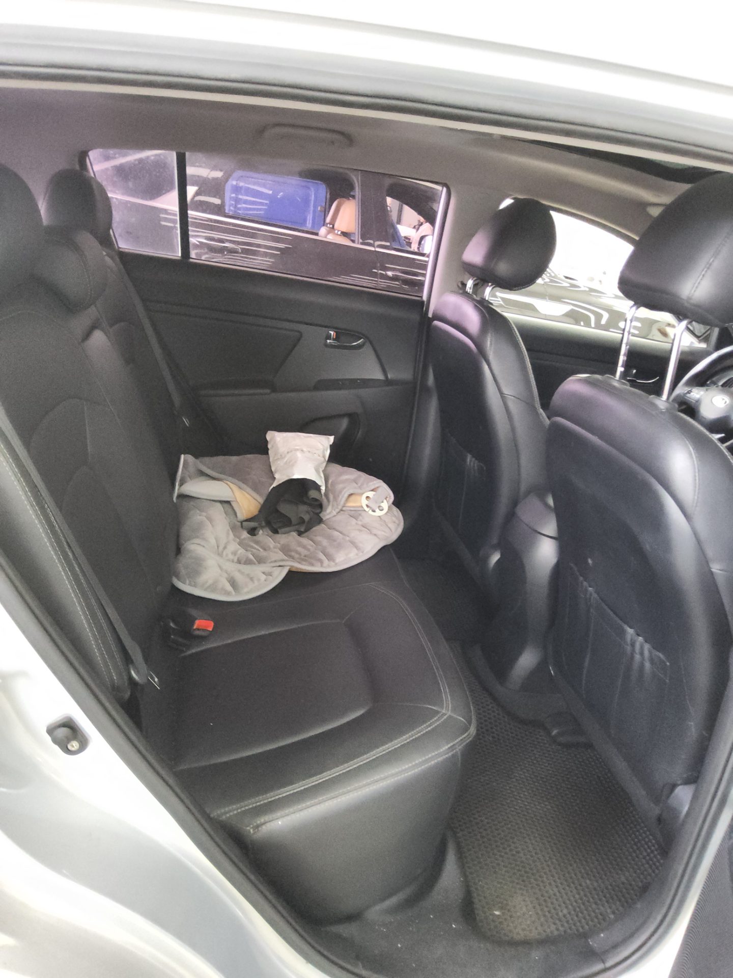 كيا سبورتاج 2012 - صورة 12