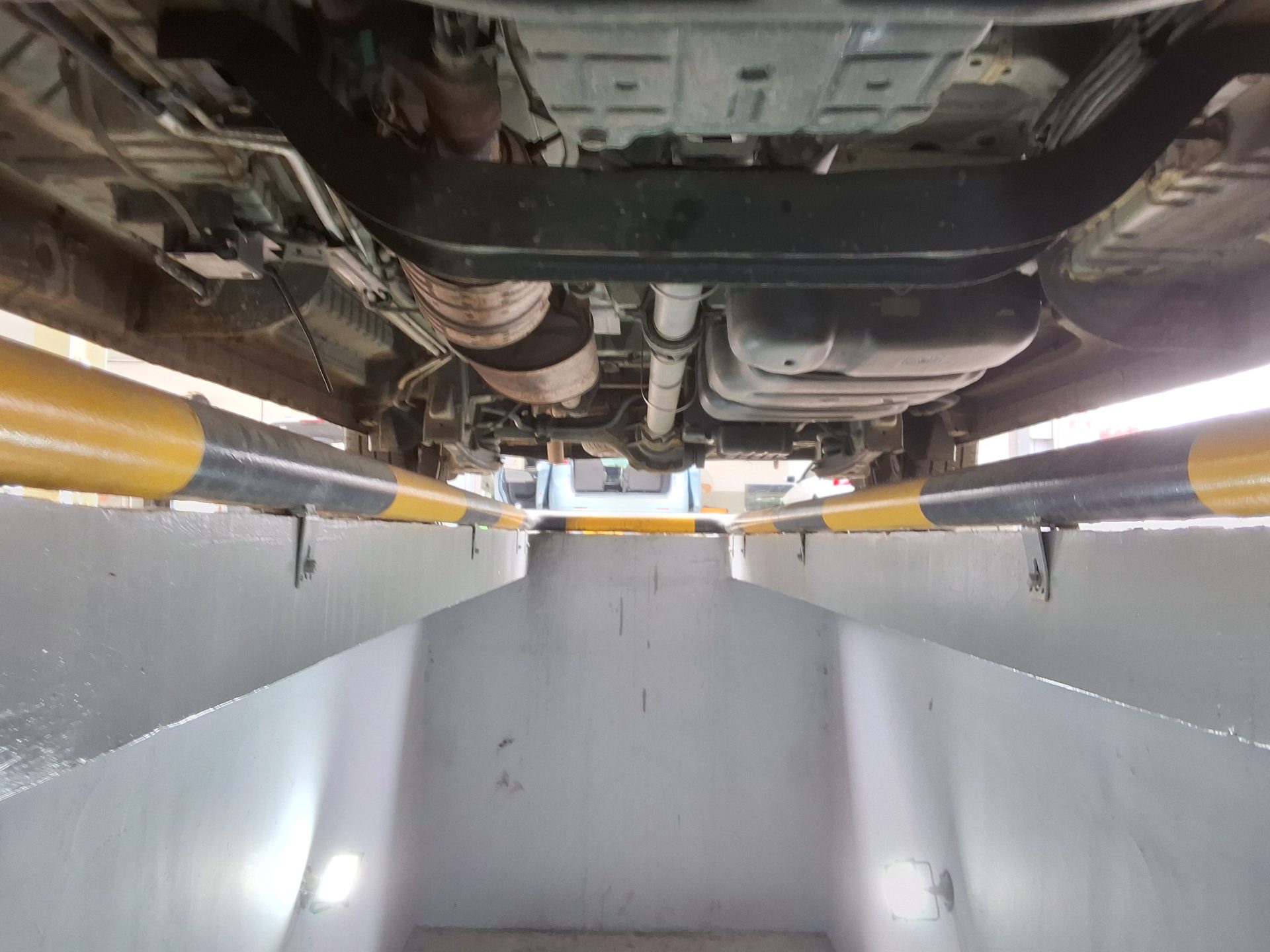 Hyundai Grand Starex 2019 - Image 18