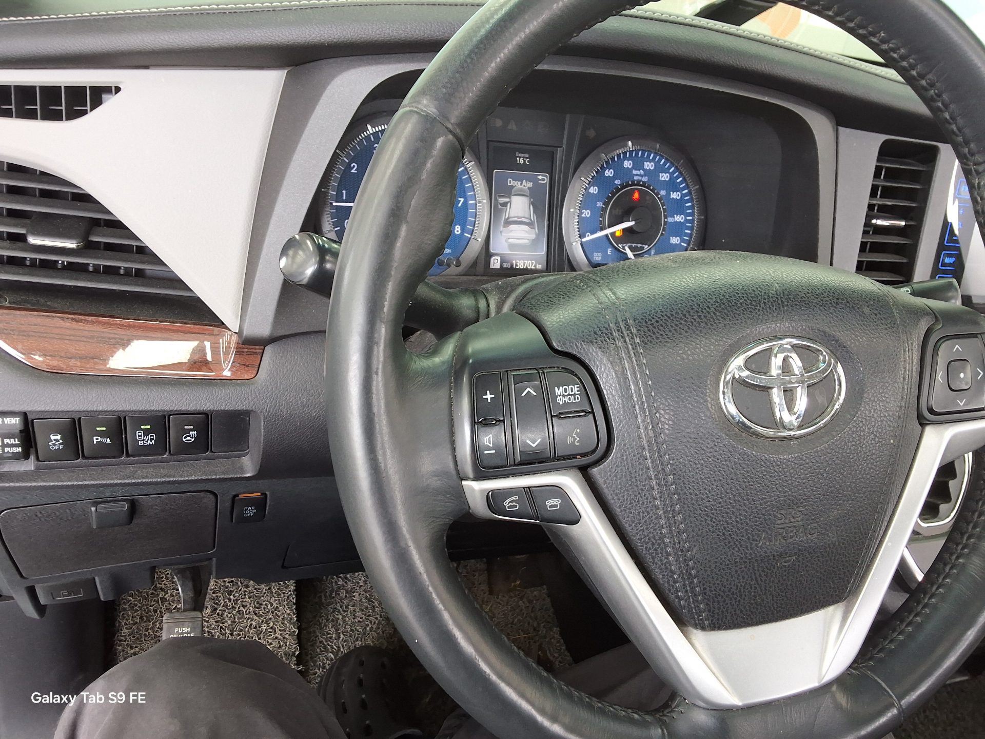 TOYOTA 시에나 2015 - 이미지 16