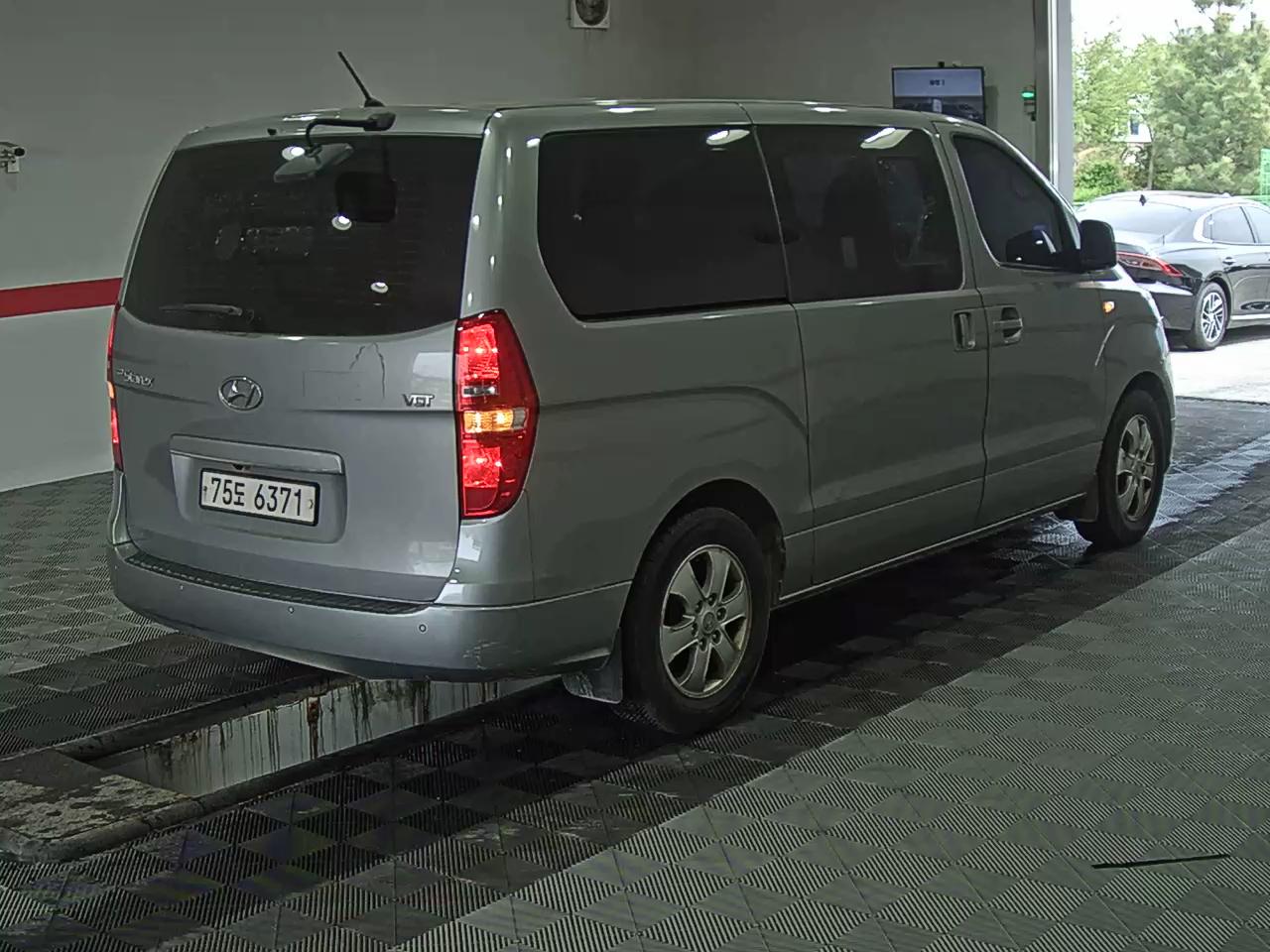 Hyundai Grand Starex 2019 - Image 4