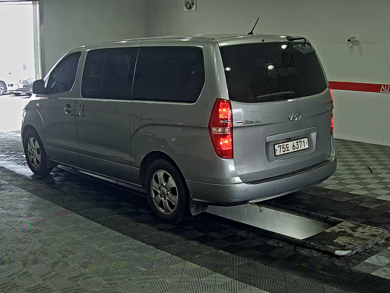 Hyundai Grand Starex 2019 - Image 5