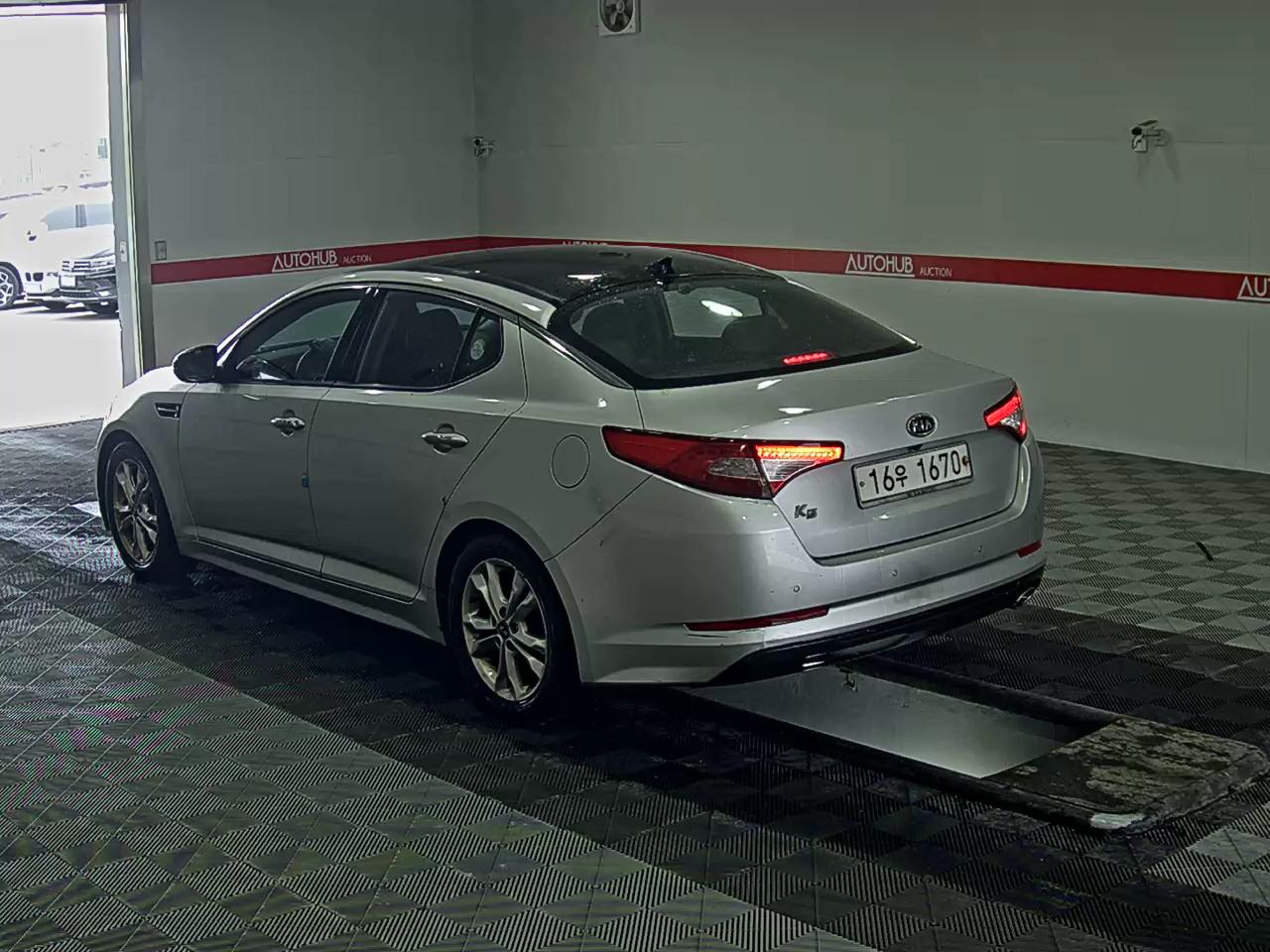 Kia K5 2011 - Image 5