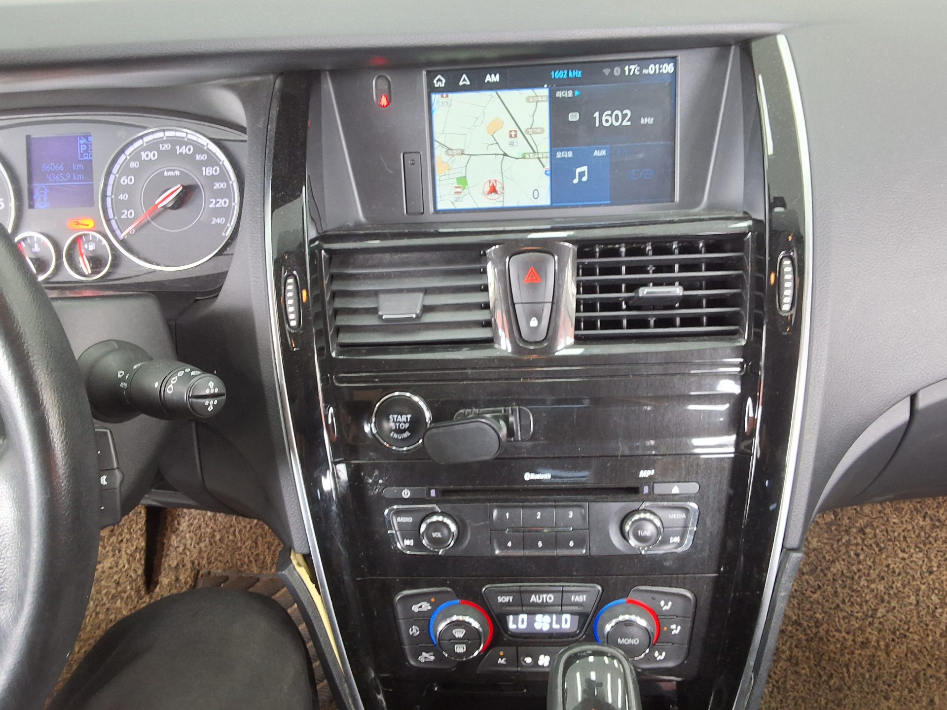 رينو (Samsung) جديد إس إم 7 Nova 2.0 Lpe Disabled Vehicle 2019