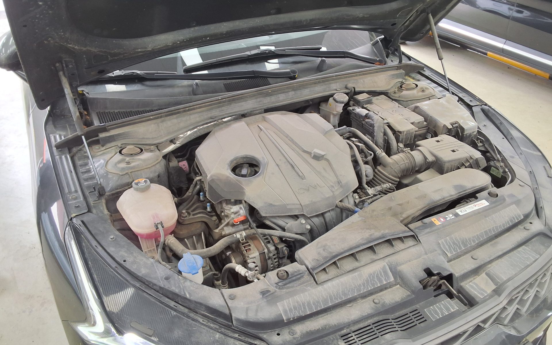 Kia K5 2023 - Image 19