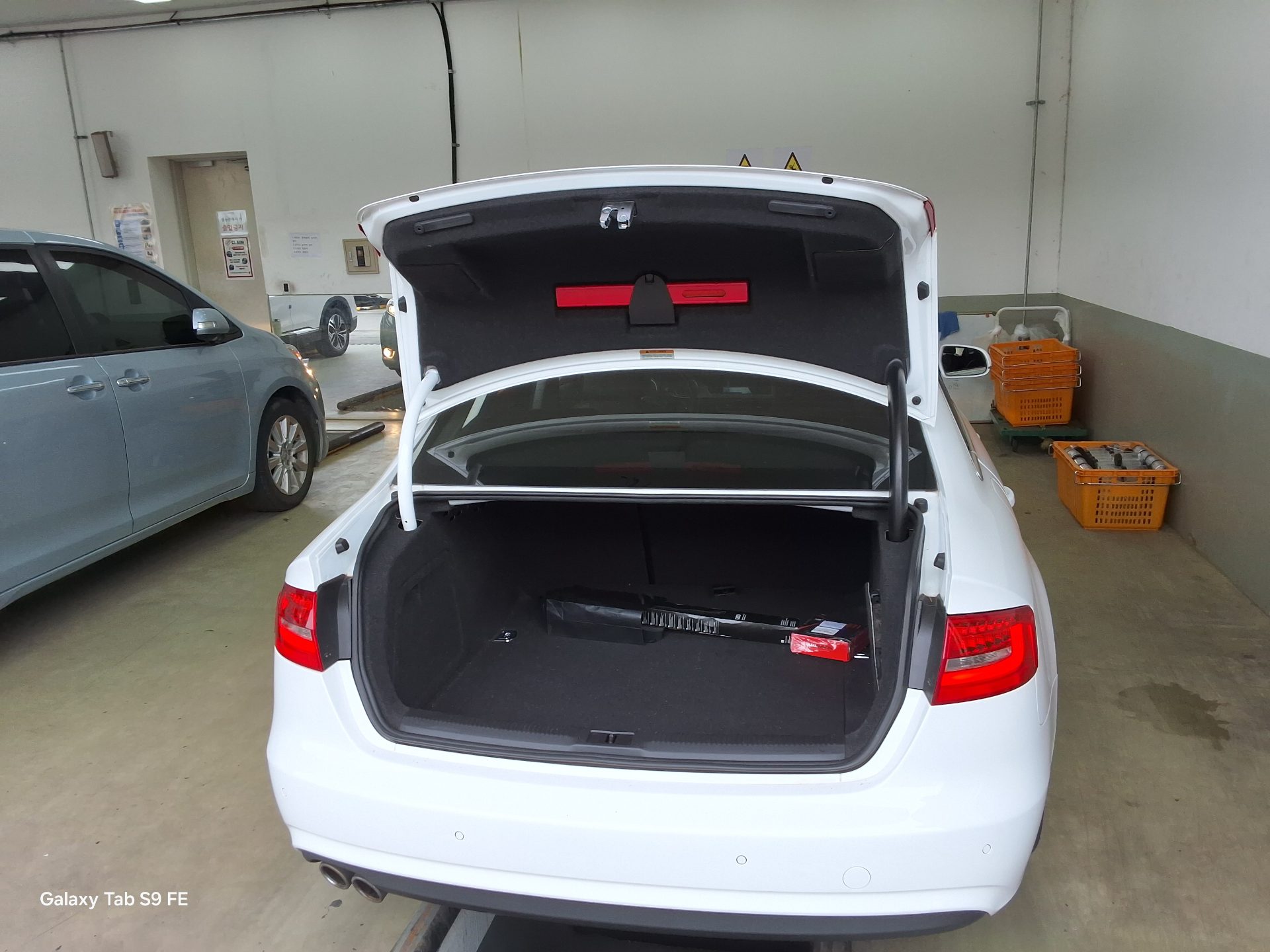Audi A4 2014 - Image 14