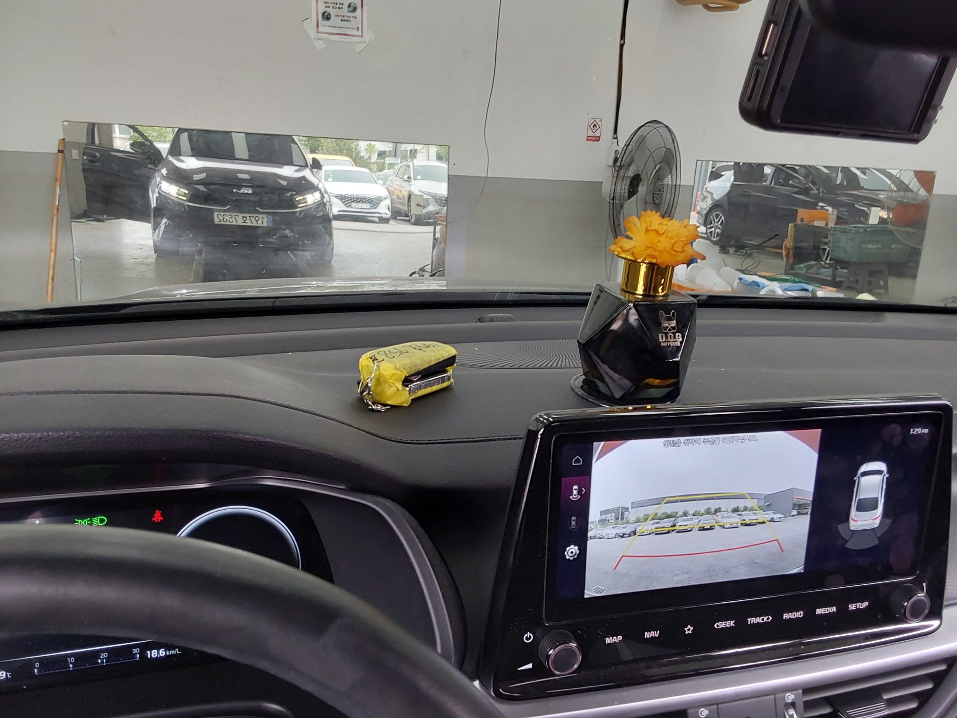 Kia K3 2022 - Image 18