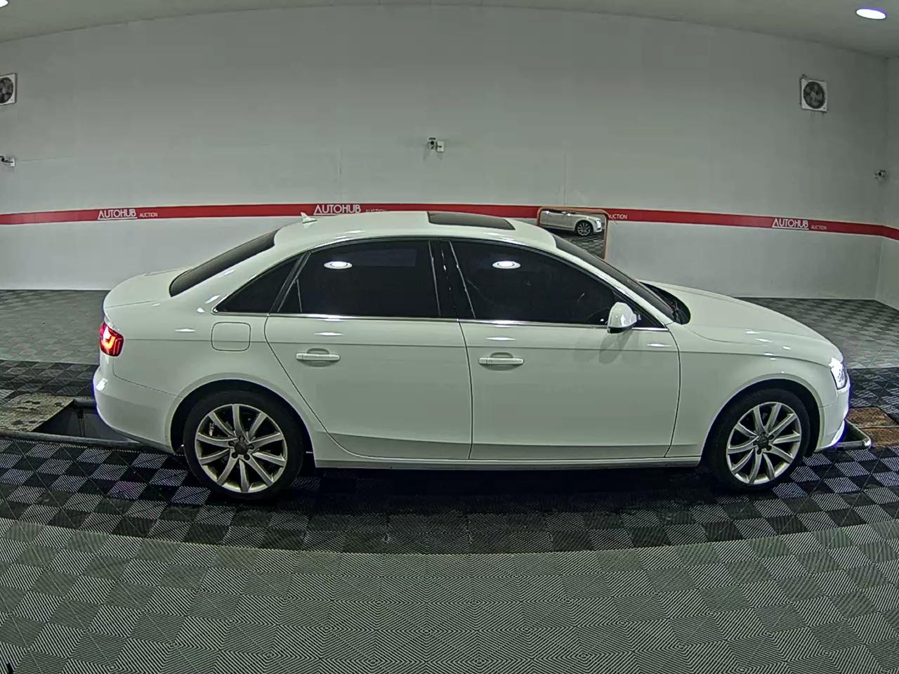 Audi A4 2014 - Image 3