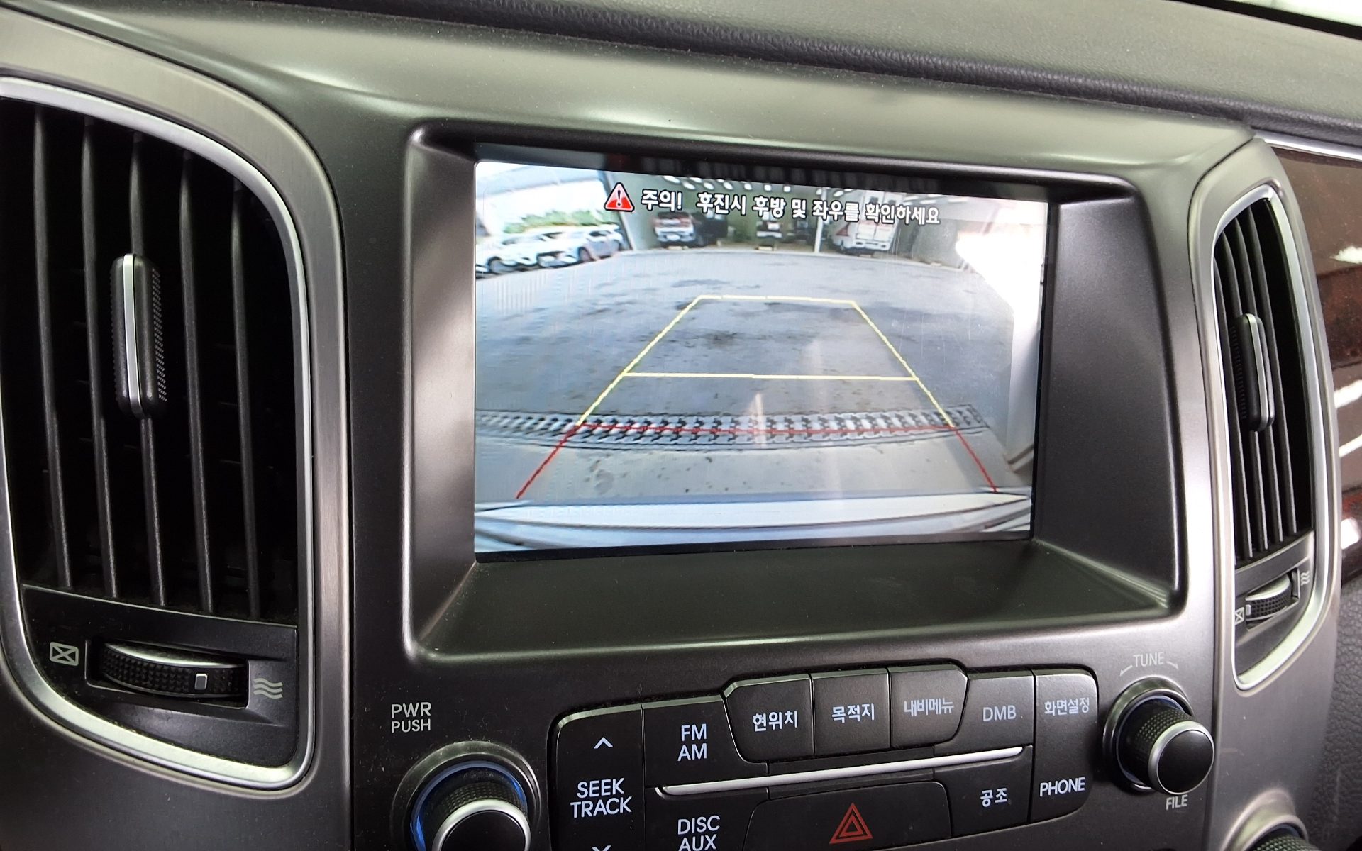 Hyundai Equus 2012 - Image 17