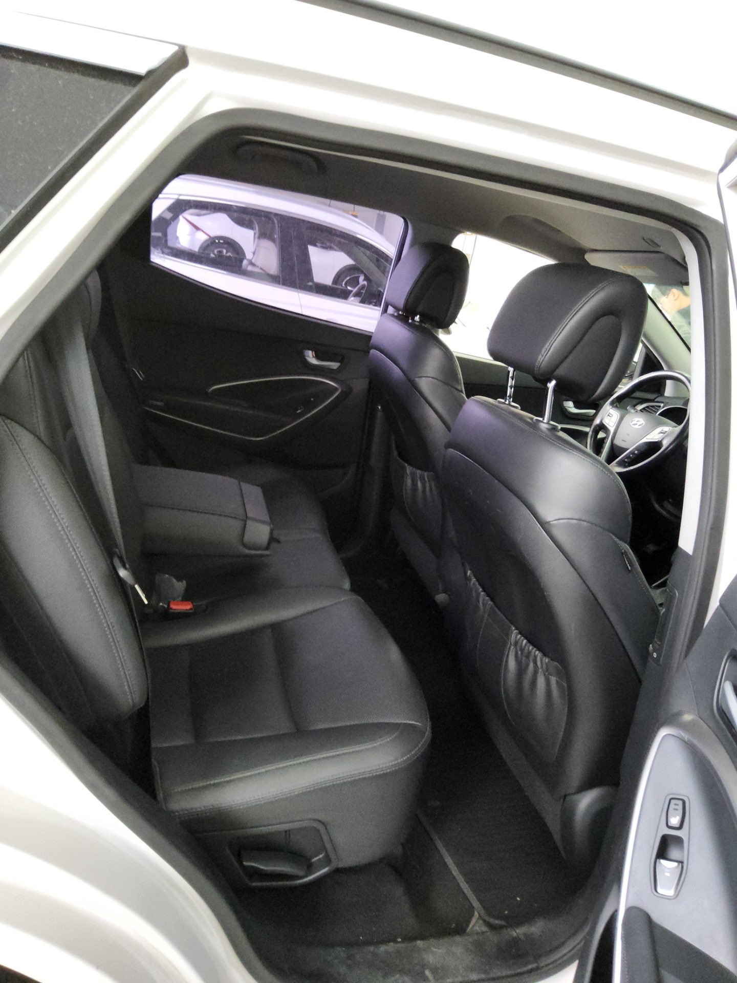 Hyundai Santa Fe 2014 - Image 12