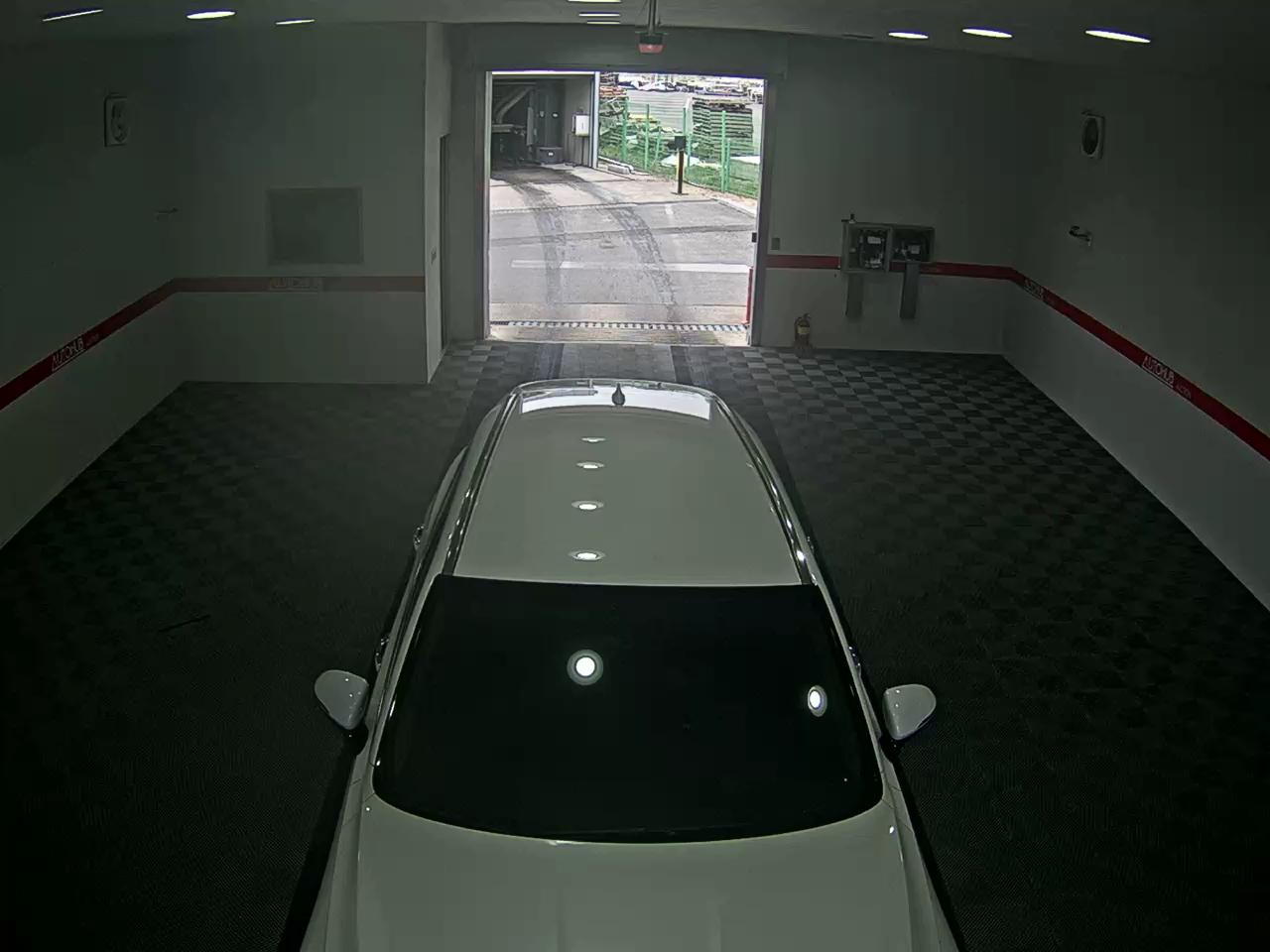 2022 - genesis gv70