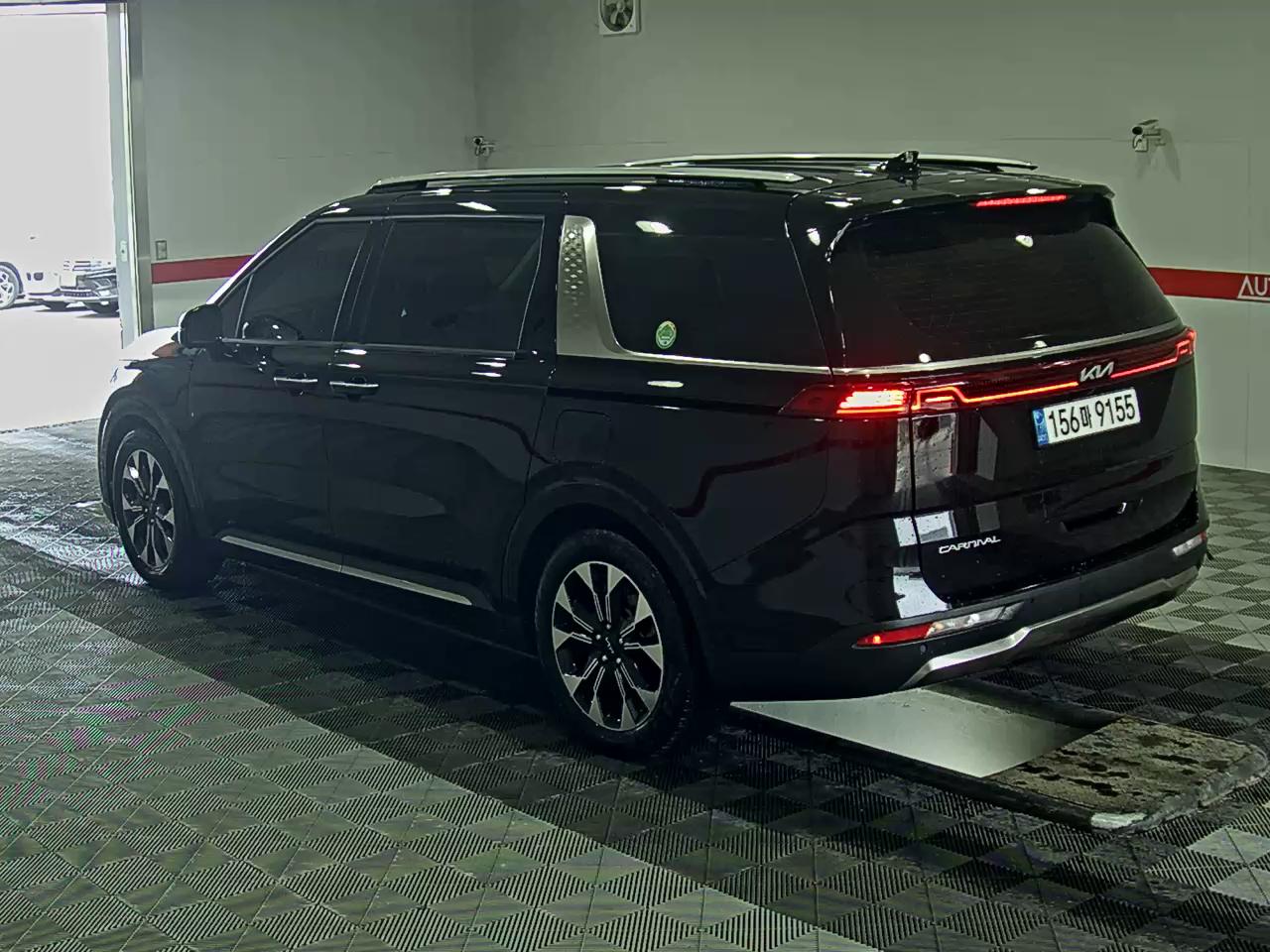 Kia SEDONA 2023 - Image 5