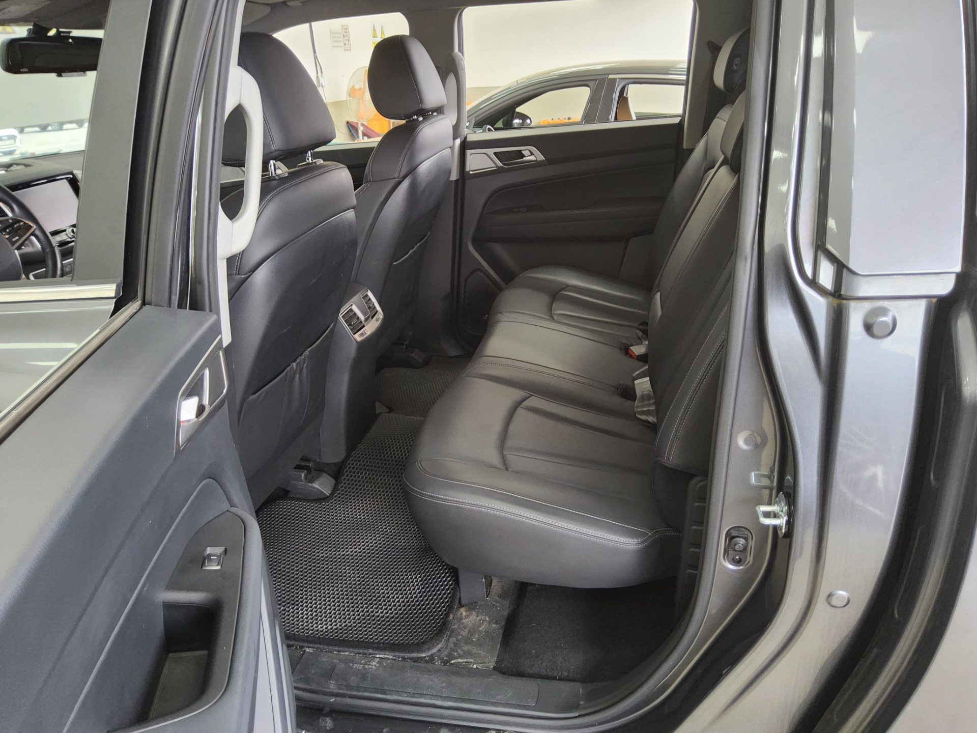 쌍용자동차 렉스턴 스포츠 2019 - 이미지 11