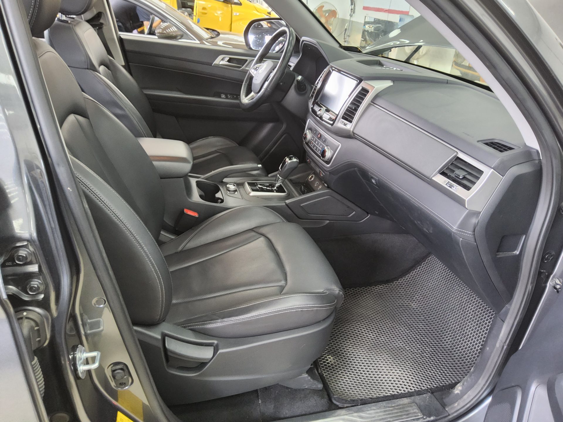 쌍용자동차 렉스턴 스포츠 2019 - 이미지 13