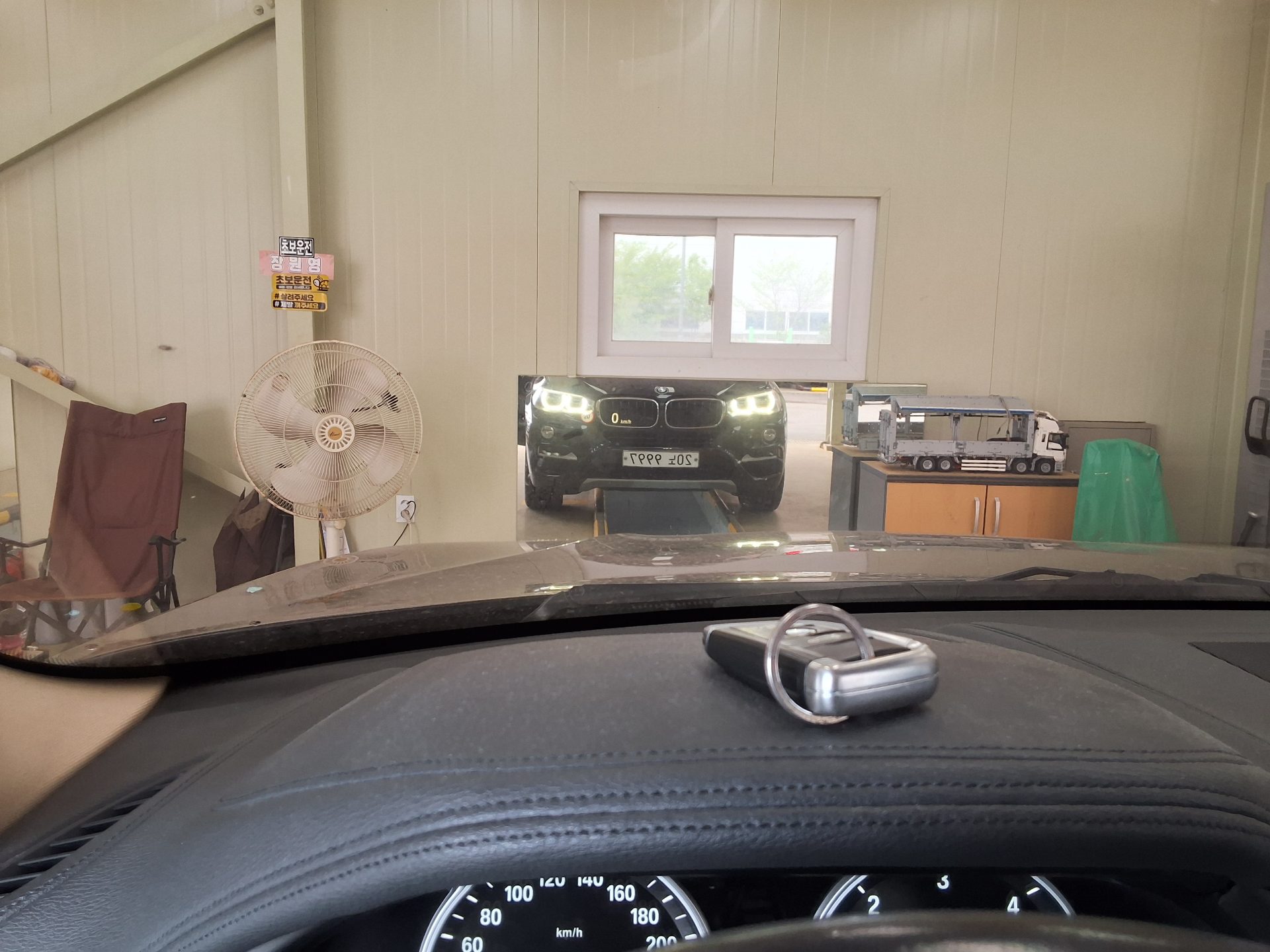 BMW X6 2015 - 이미지 16