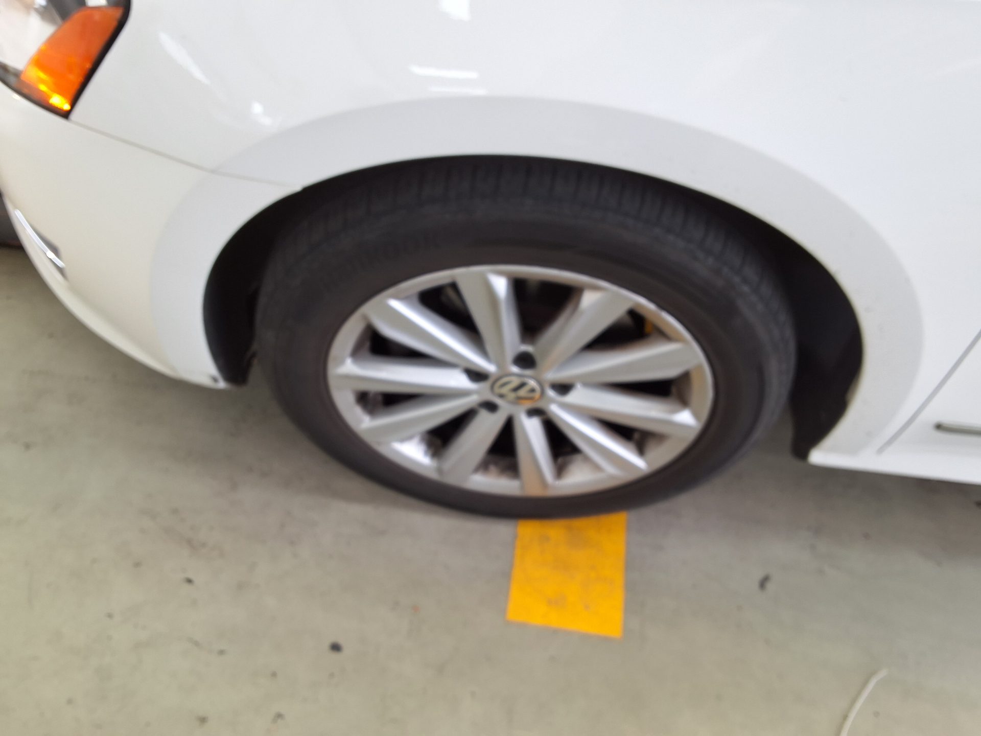 VOLKSWAGEN 기타 2015 - 이미지 17