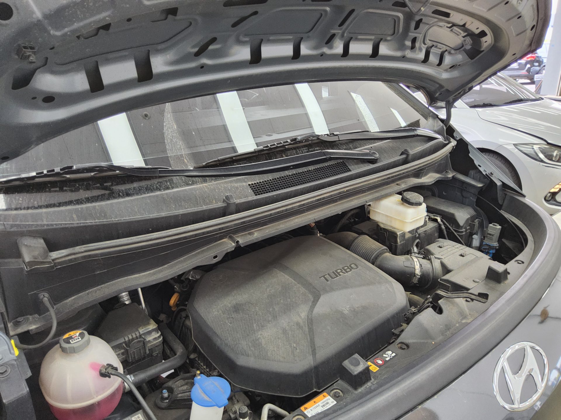 Hyundai Staria 2022 - Image 18