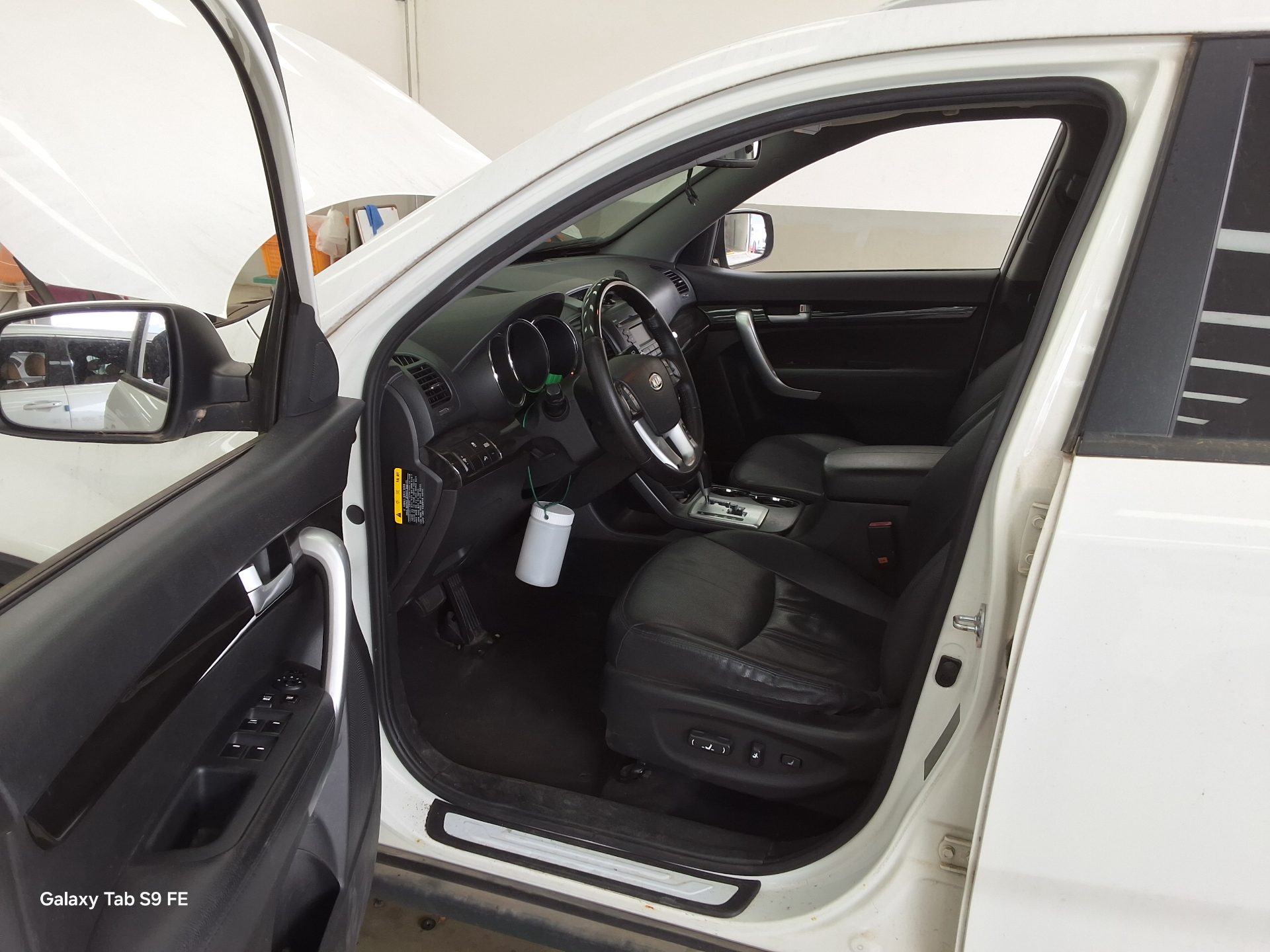 Kia Sorento 2011 - Image 9