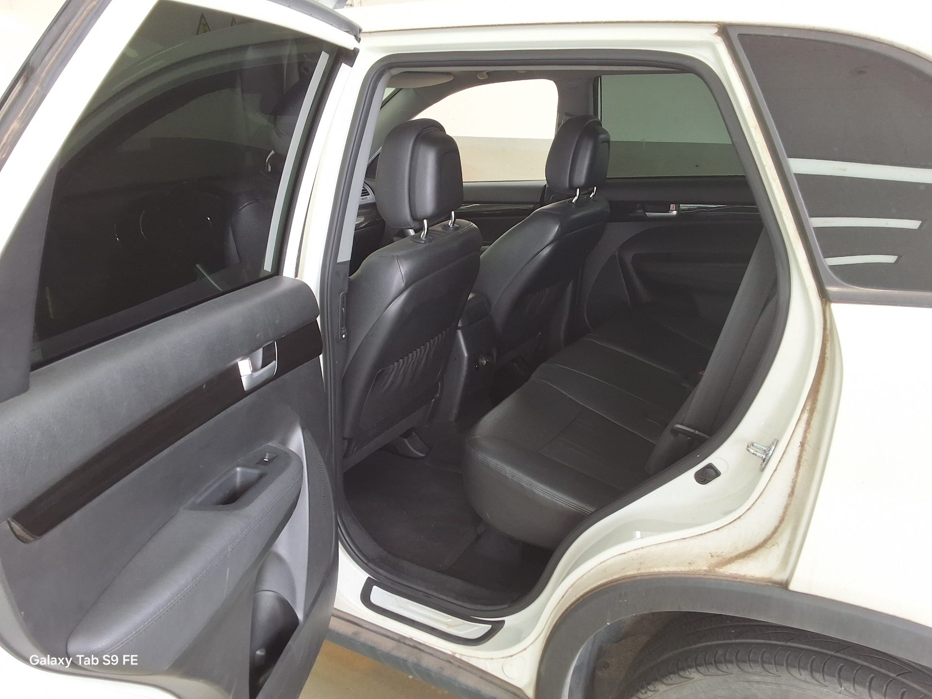 Kia Sorento 2011 - Image 11