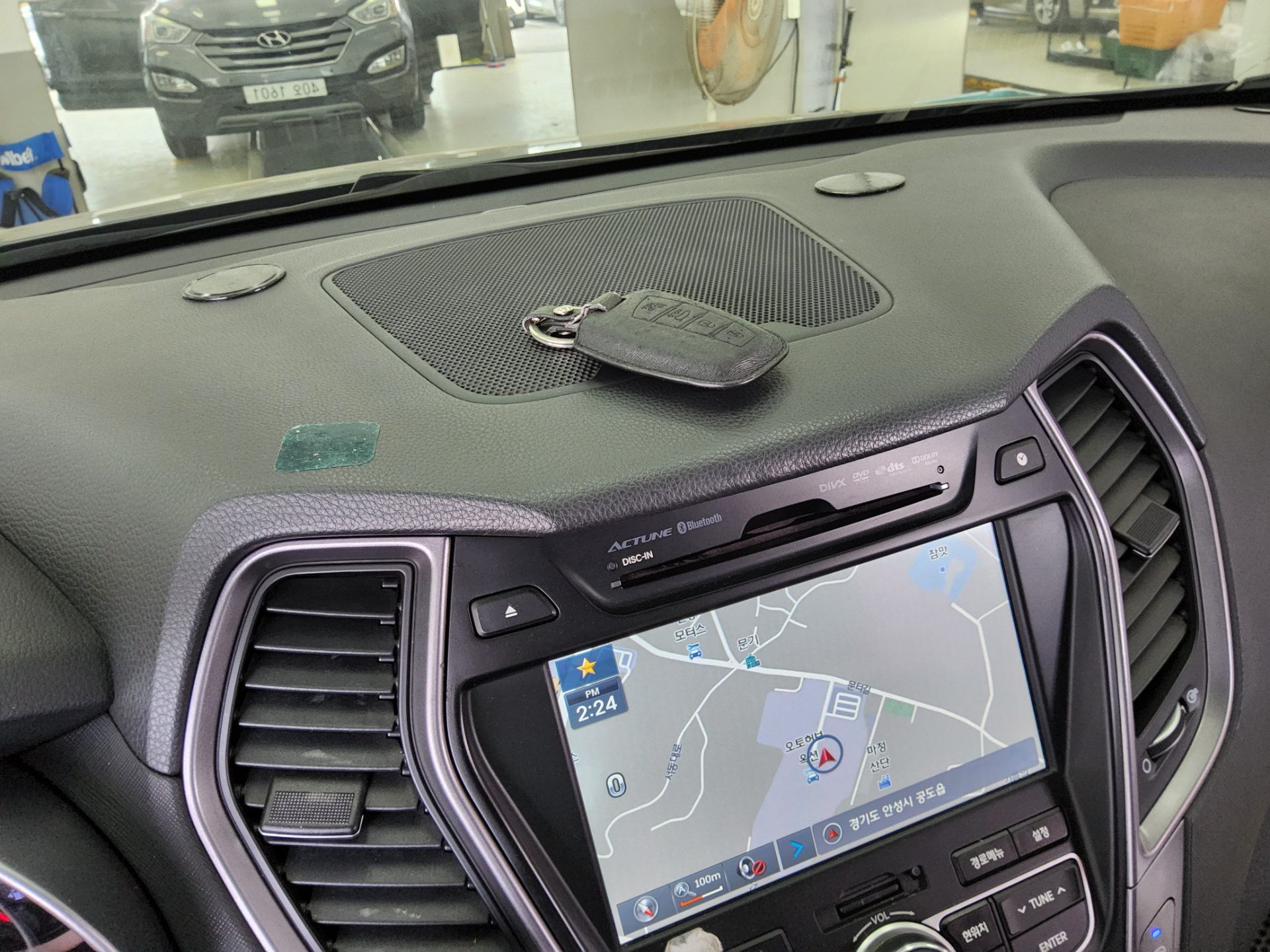 هيونداي سانتافي 2013 - صورة 17