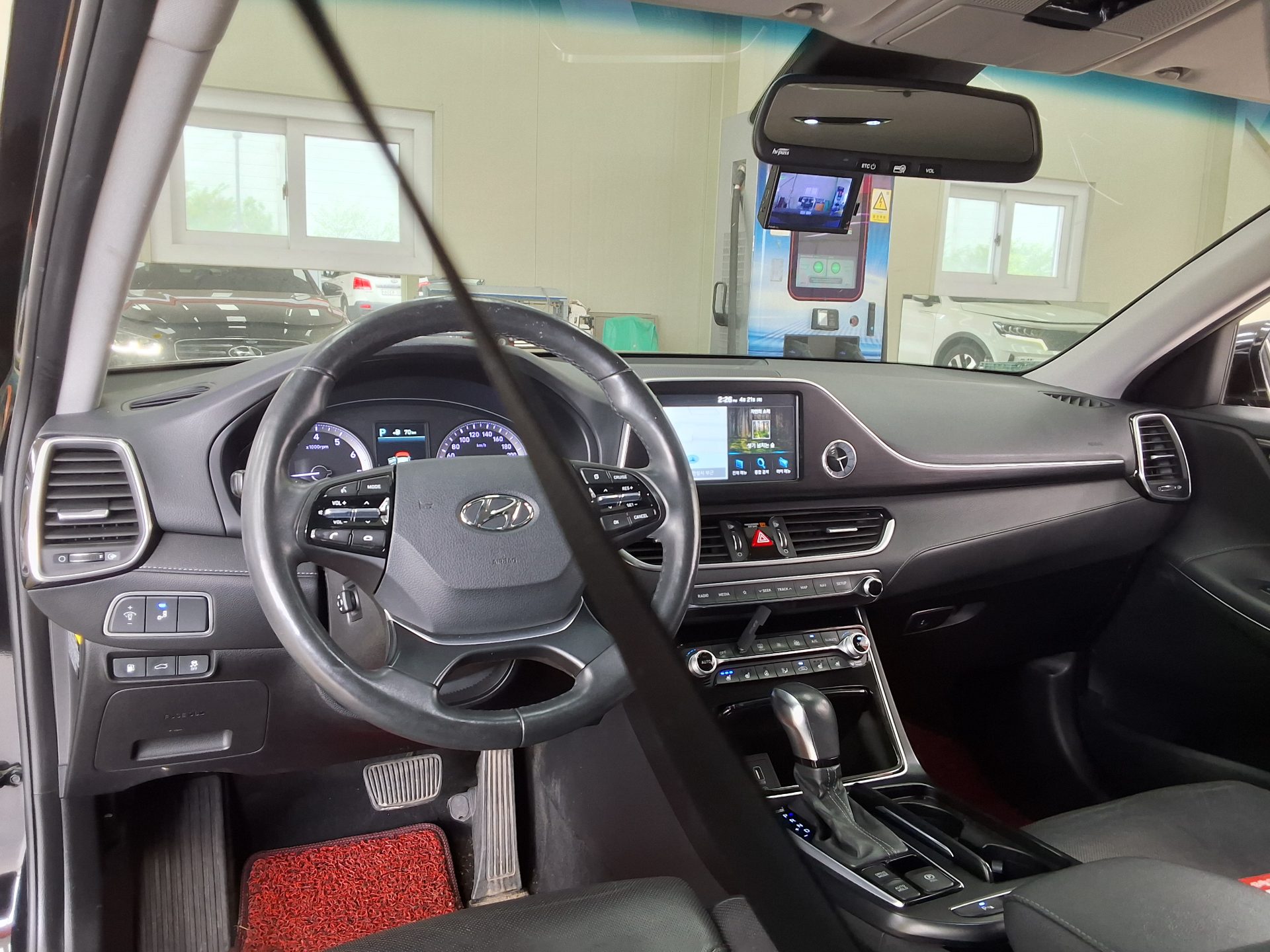 هيونداي جرانجر 2017 - صورة 10