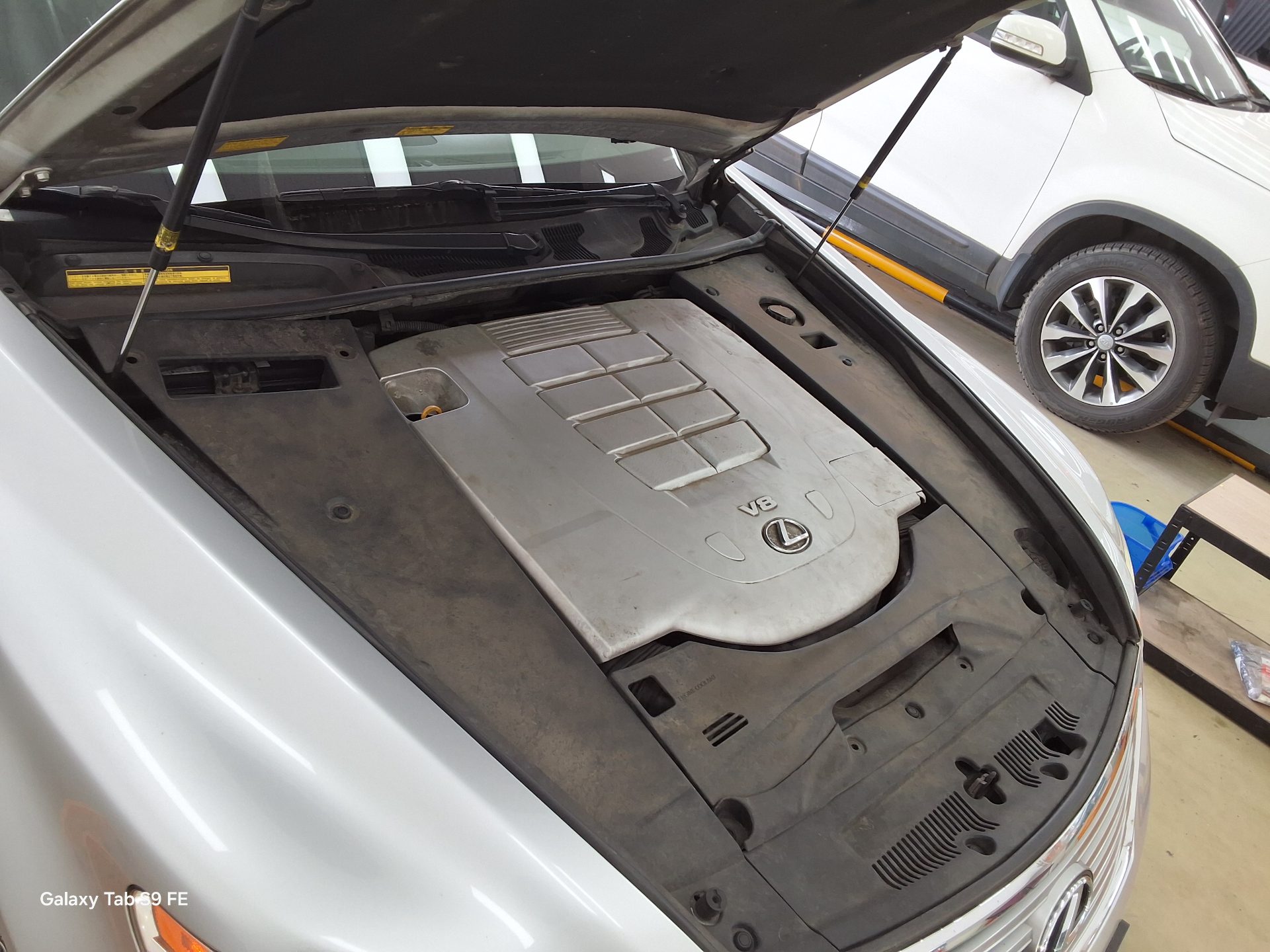 Lexus LS 2012 - Image 19