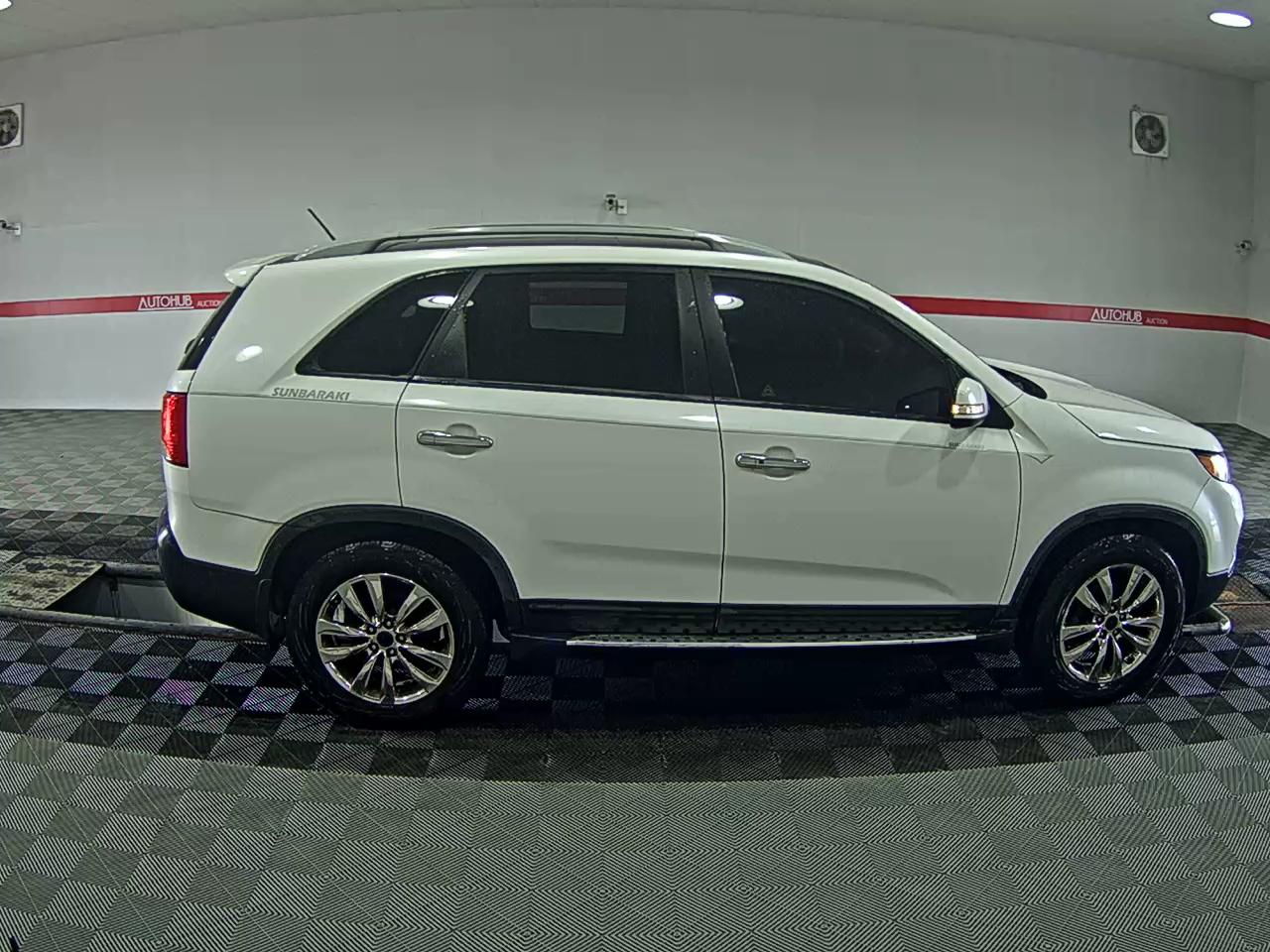 Kia Sorento 2011 - Image 3