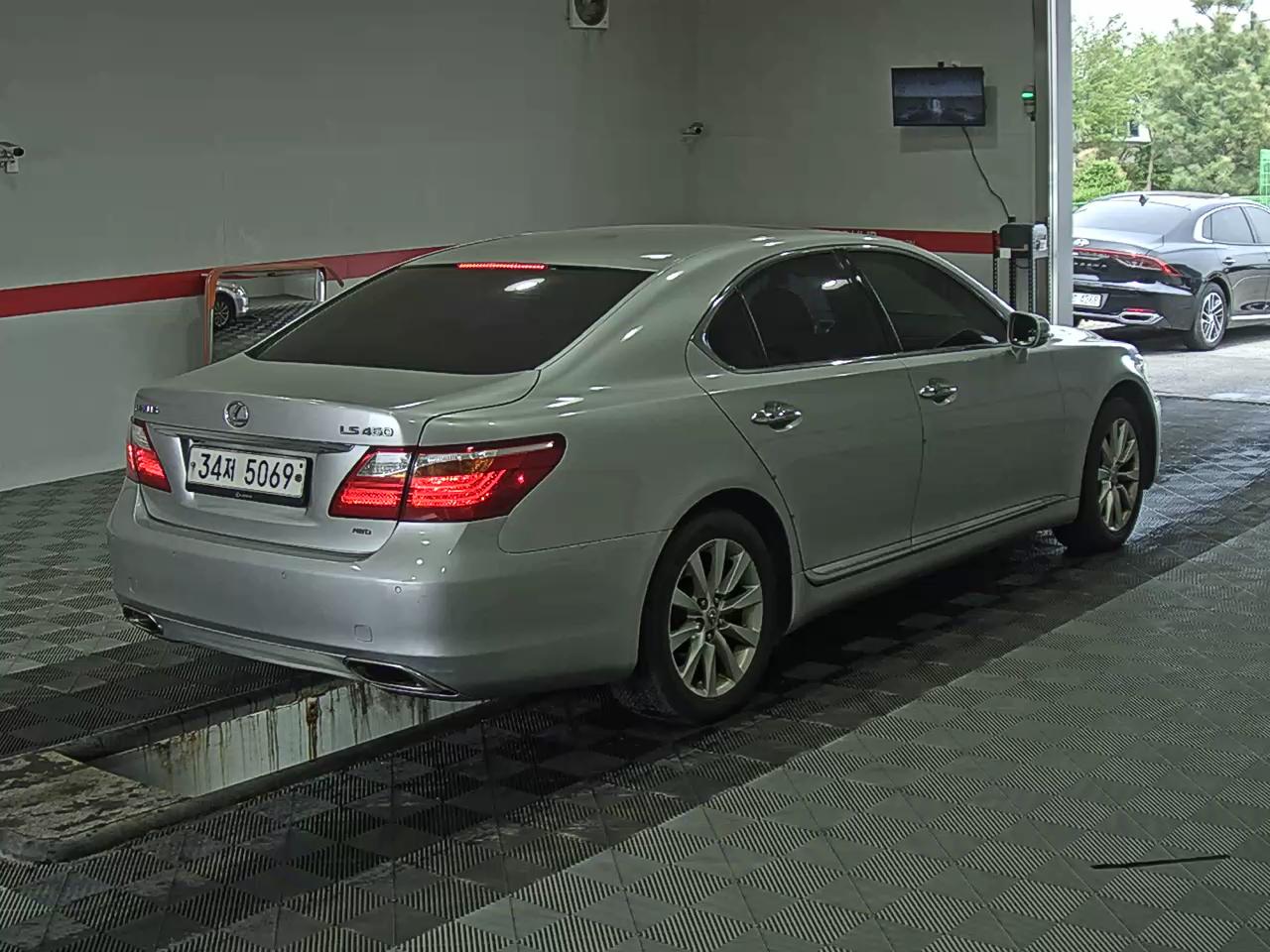Lexus LS 2012 - Image 4