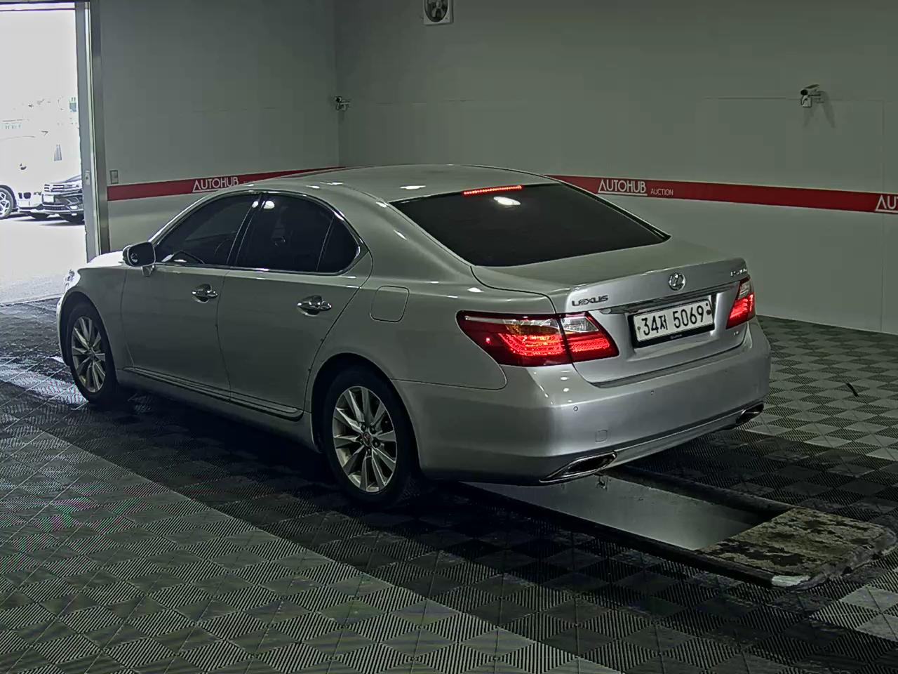 Lexus LS 2012 - Image 5
