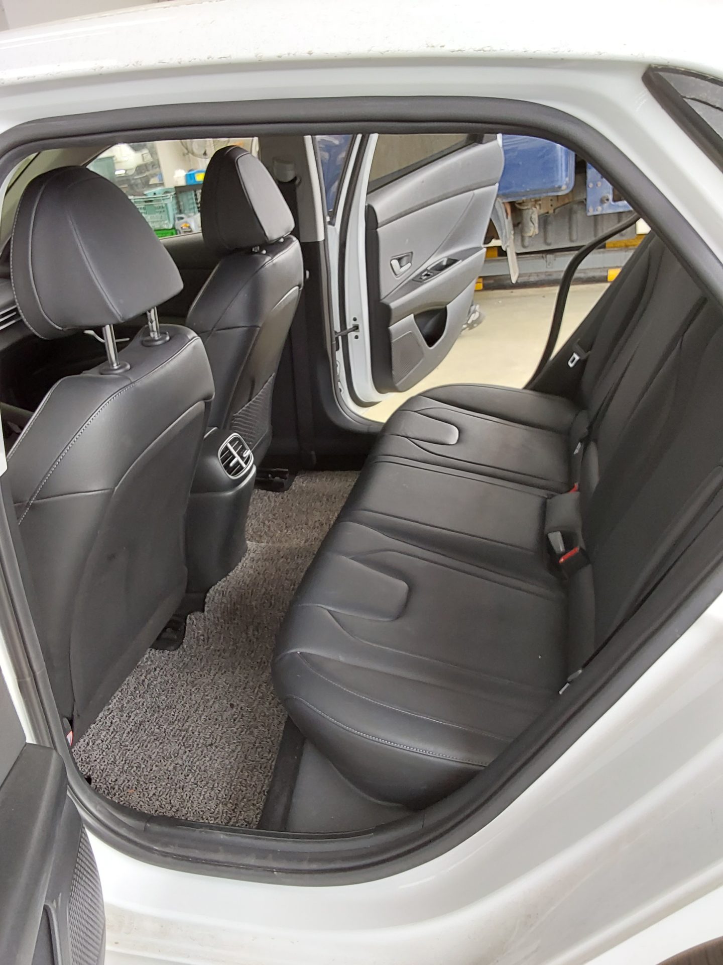 هيونداي إلانترا 2023 - صورة 11