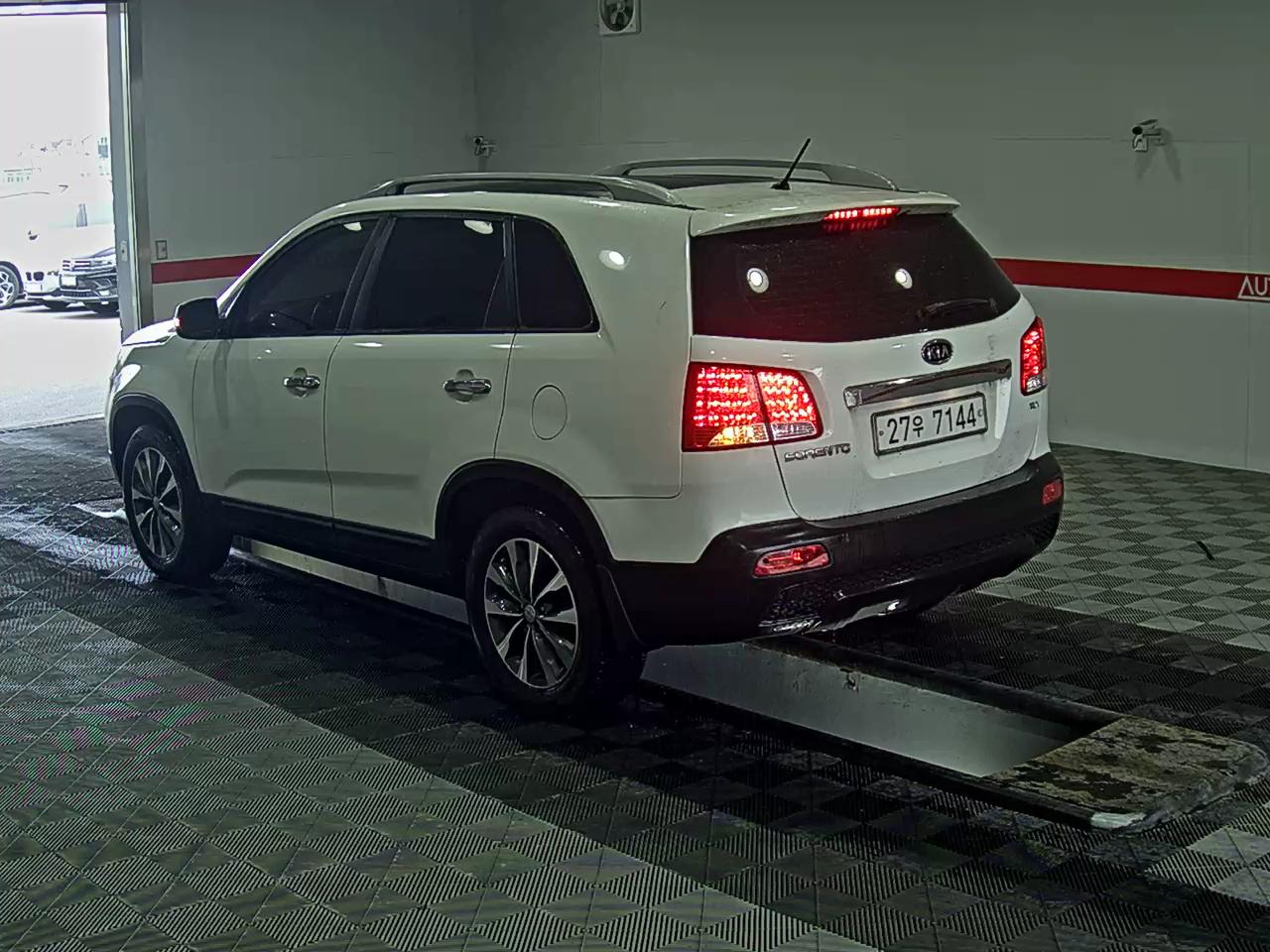 Kia Sorento 2011 - Image 5