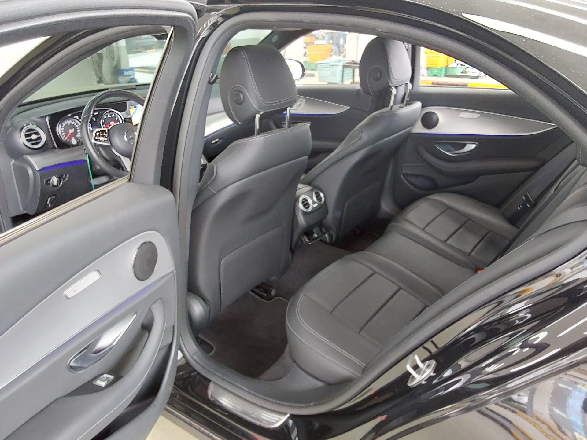 Mercedes-Benz E-Class 2020 - Image 11