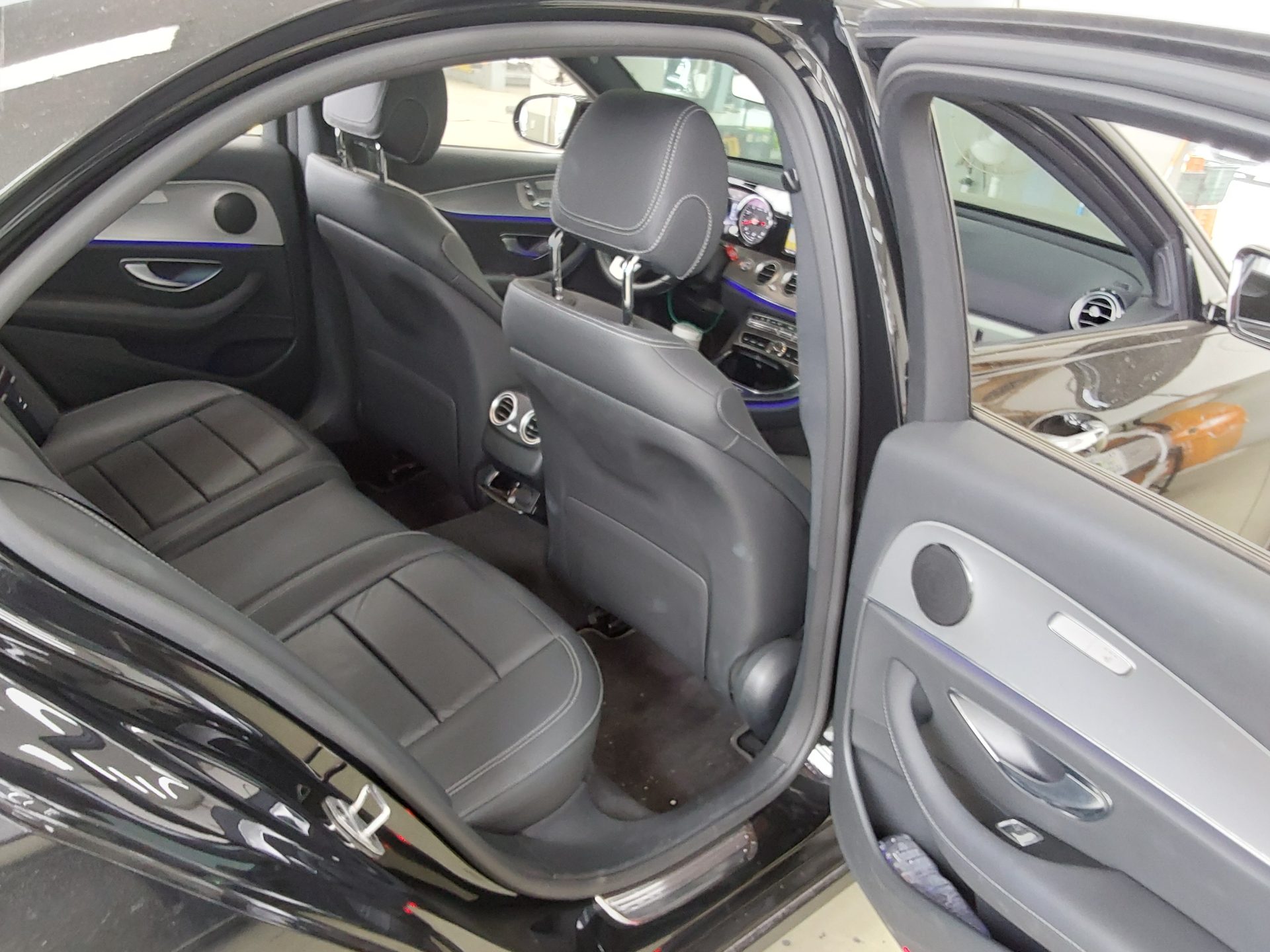 Mercedes-Benz E-Class 2020 - Image 12