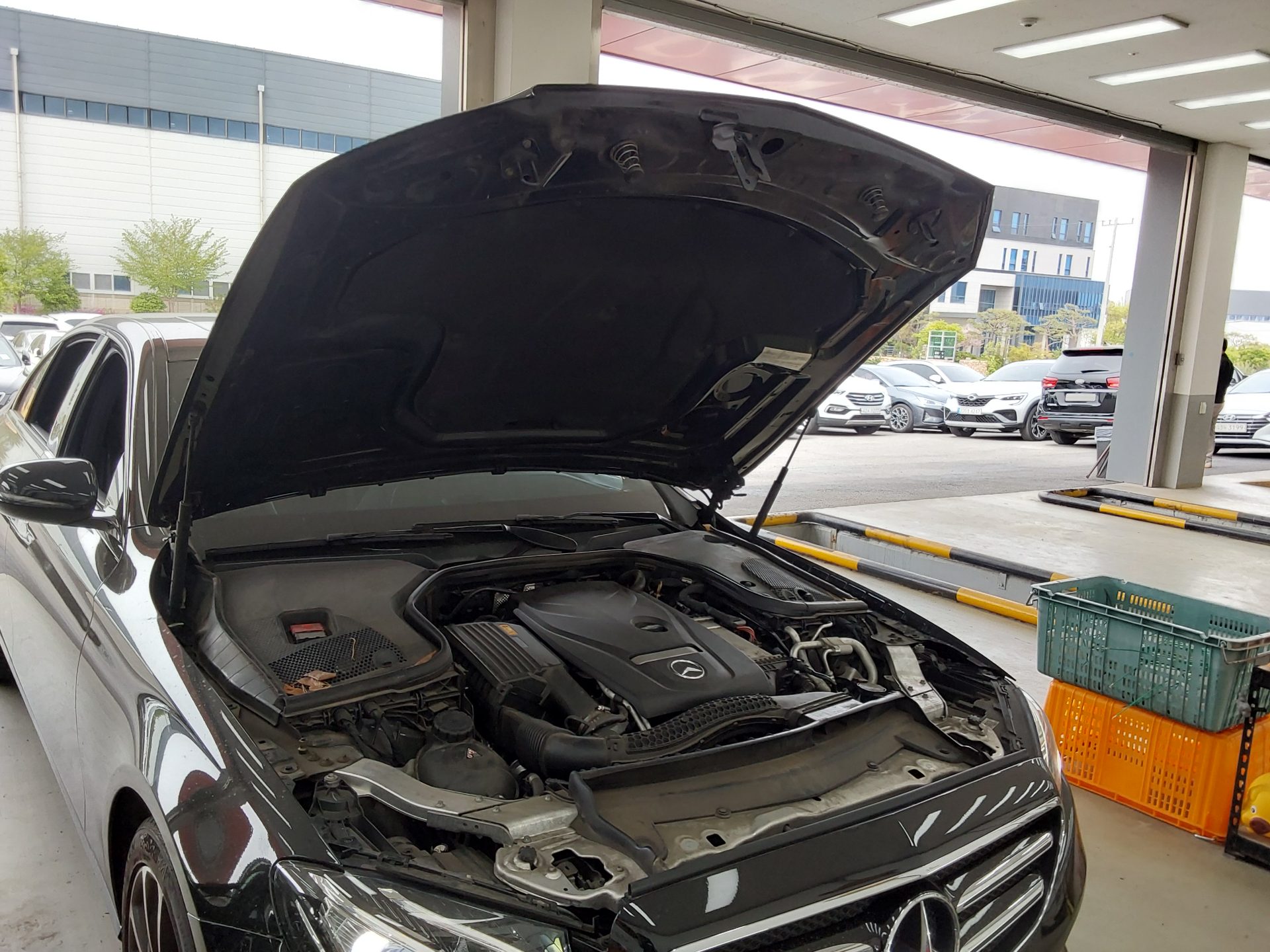 Mercedes-Benz E-Class 2020 - Image 19