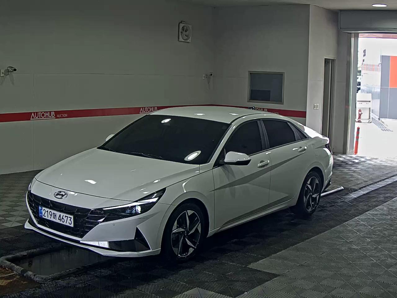 هيونداي إلانترا