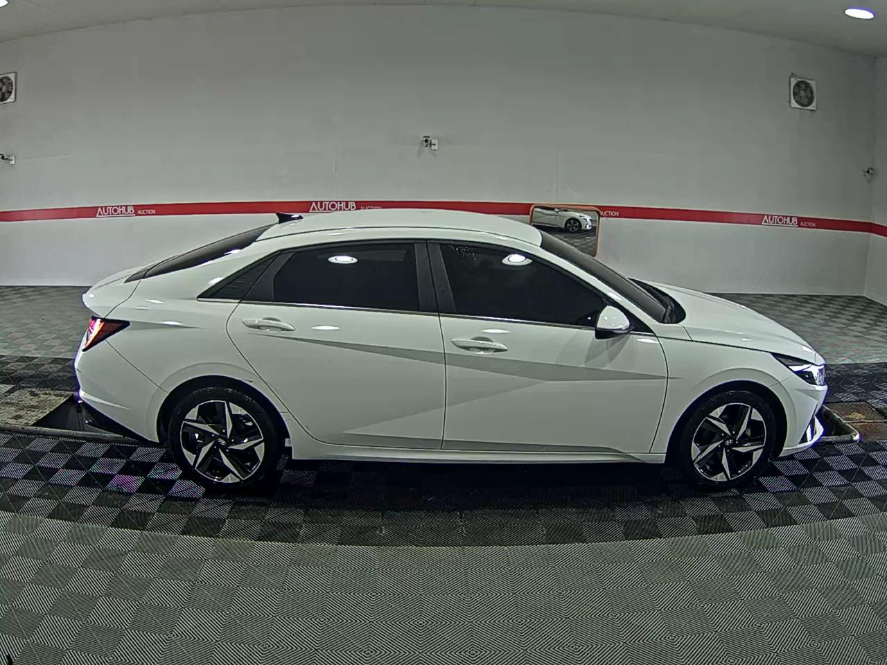 هيونداي إلانترا 2023 - صورة 3