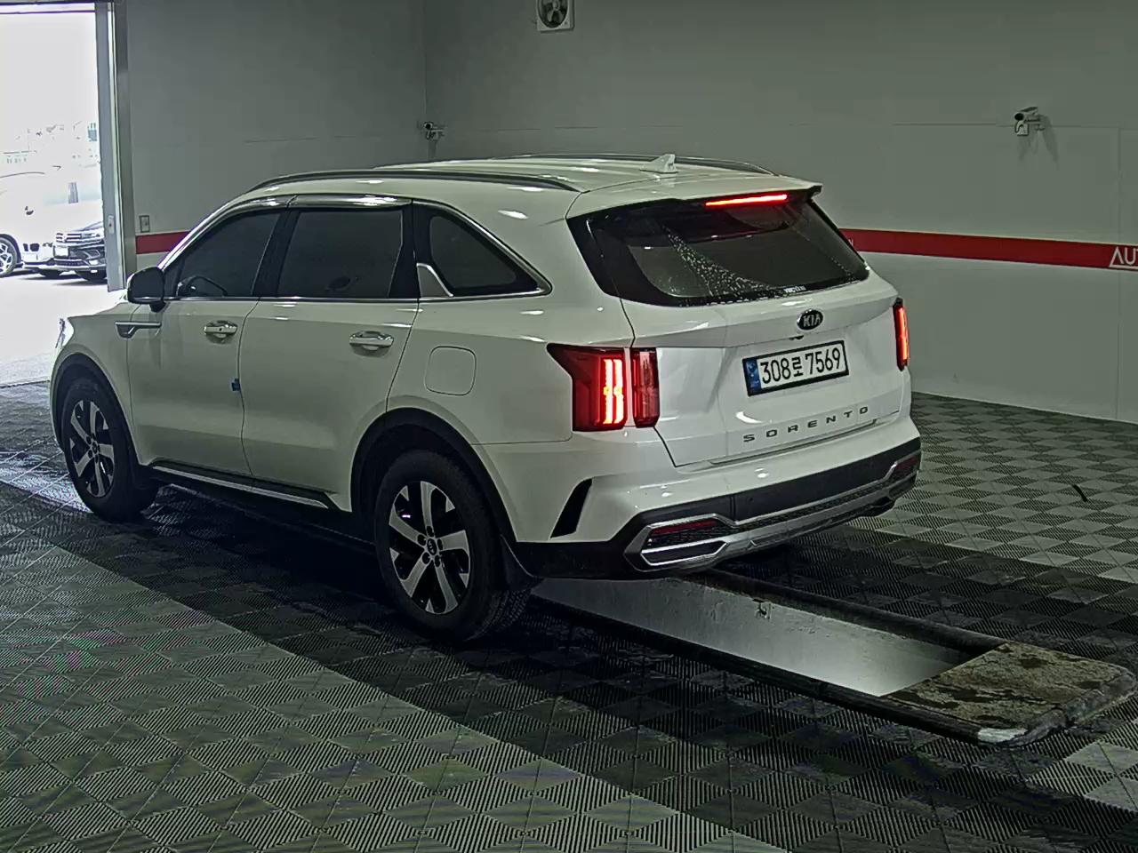 كيا أخرى 2021 - صورة 5