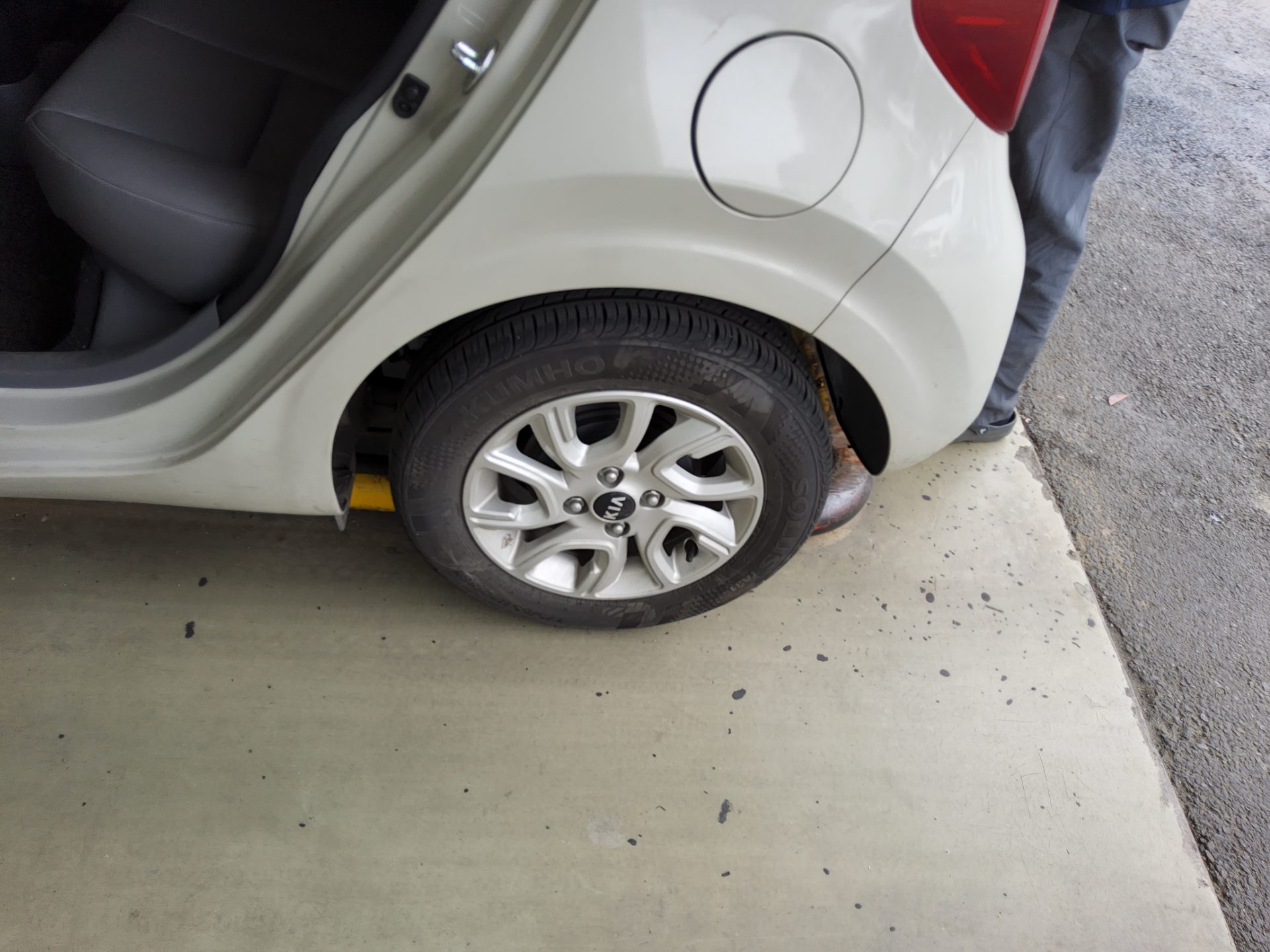 كيا مورنينج 2020 - صورة 18