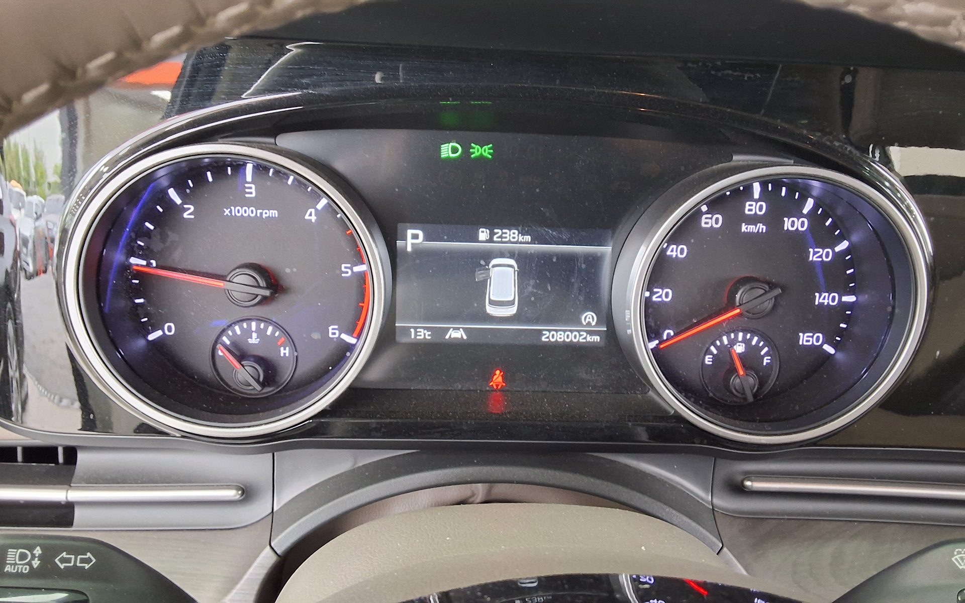 Kia Carnival 2023 - Image 8