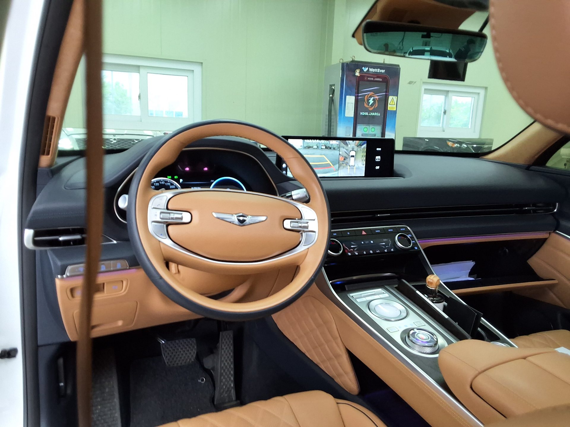 2022 - genesis gv80