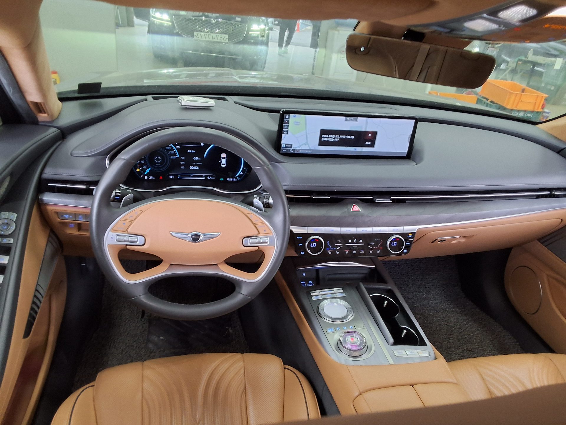 Hyundai Genesis 2021 - Image 10