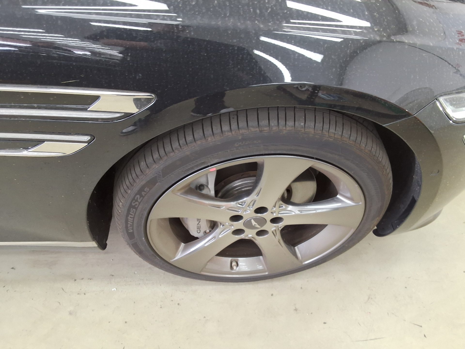 Hyundai Genesis 2021 - Image 19