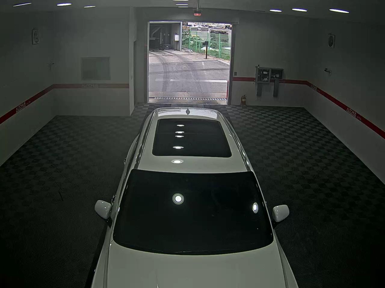 2022 - genesis gv80