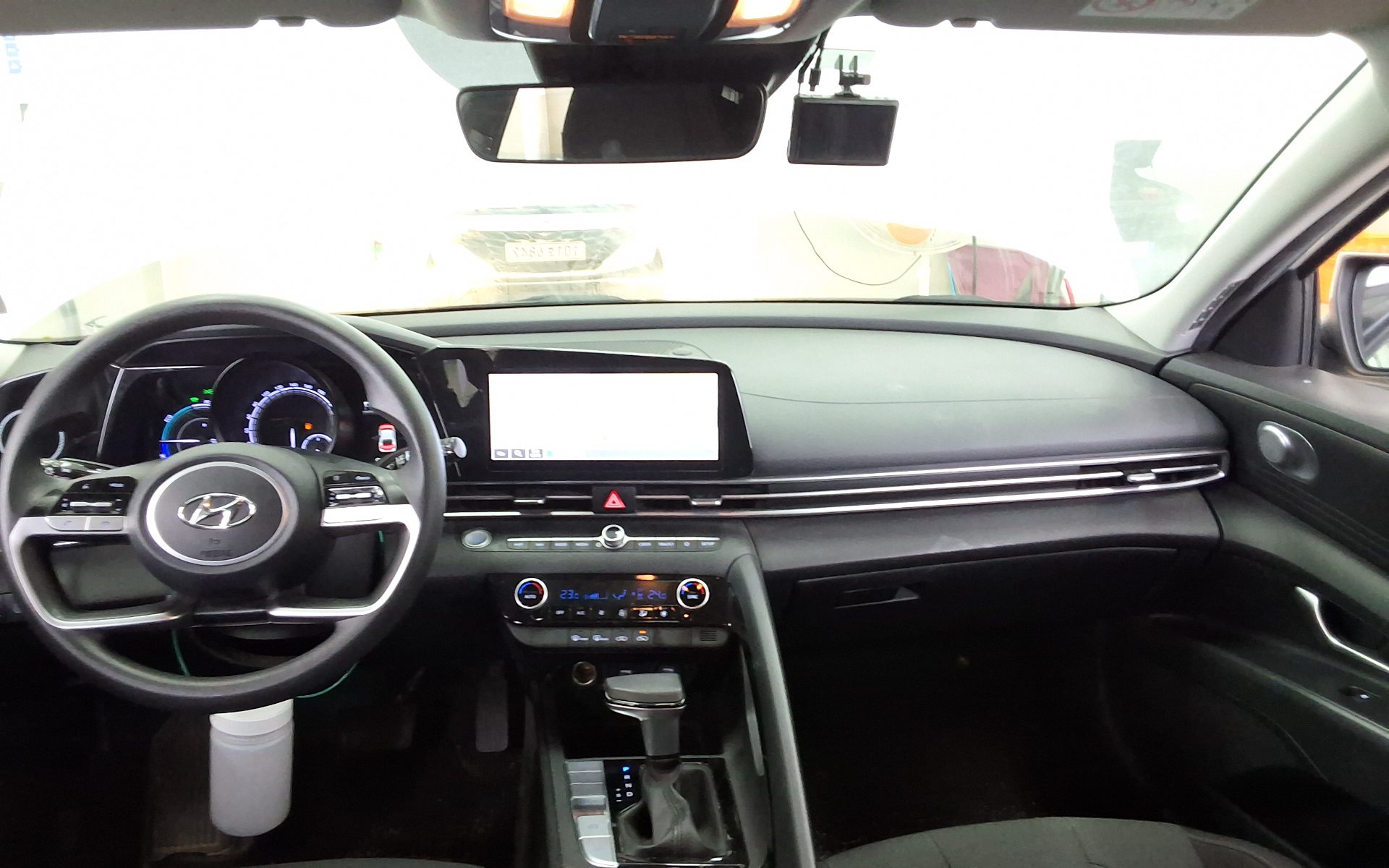 Hyundai Elantra 2021 - Image 10