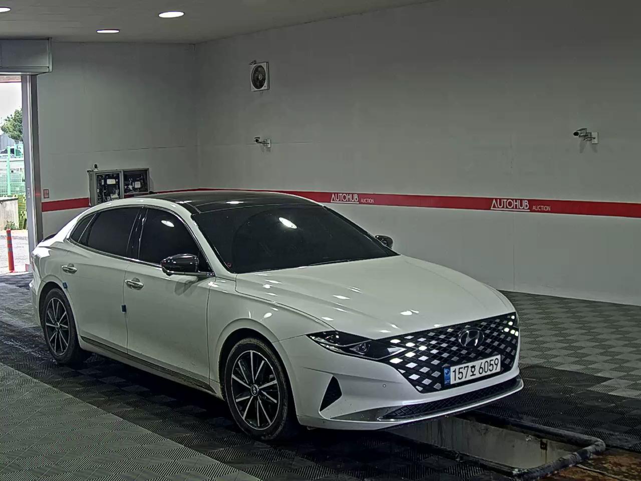 2022 - hyundai grandeur